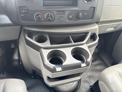 2024 Ford E-Series Cutaway Base