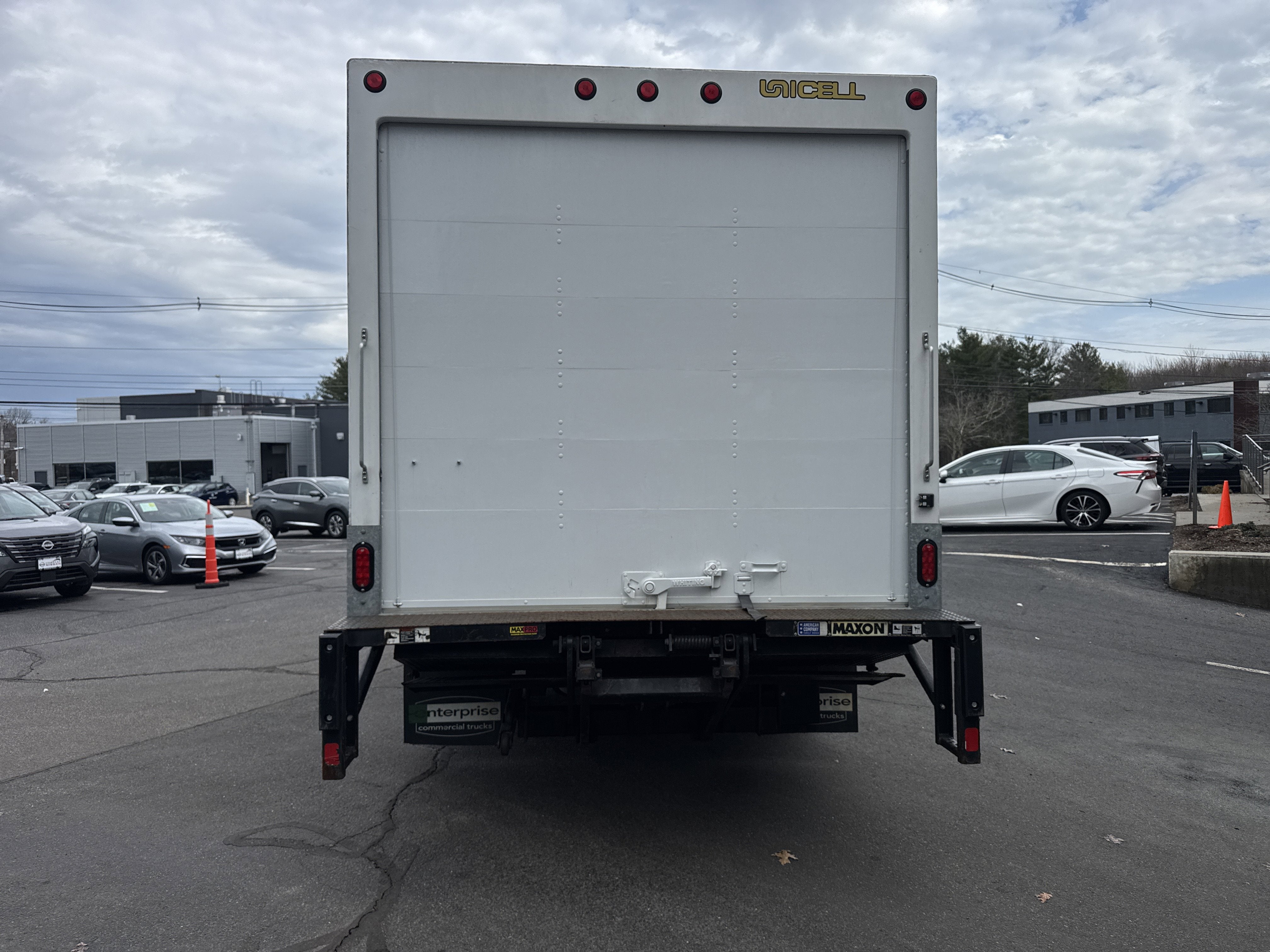 2024 Ford E-Series Cutaway Base