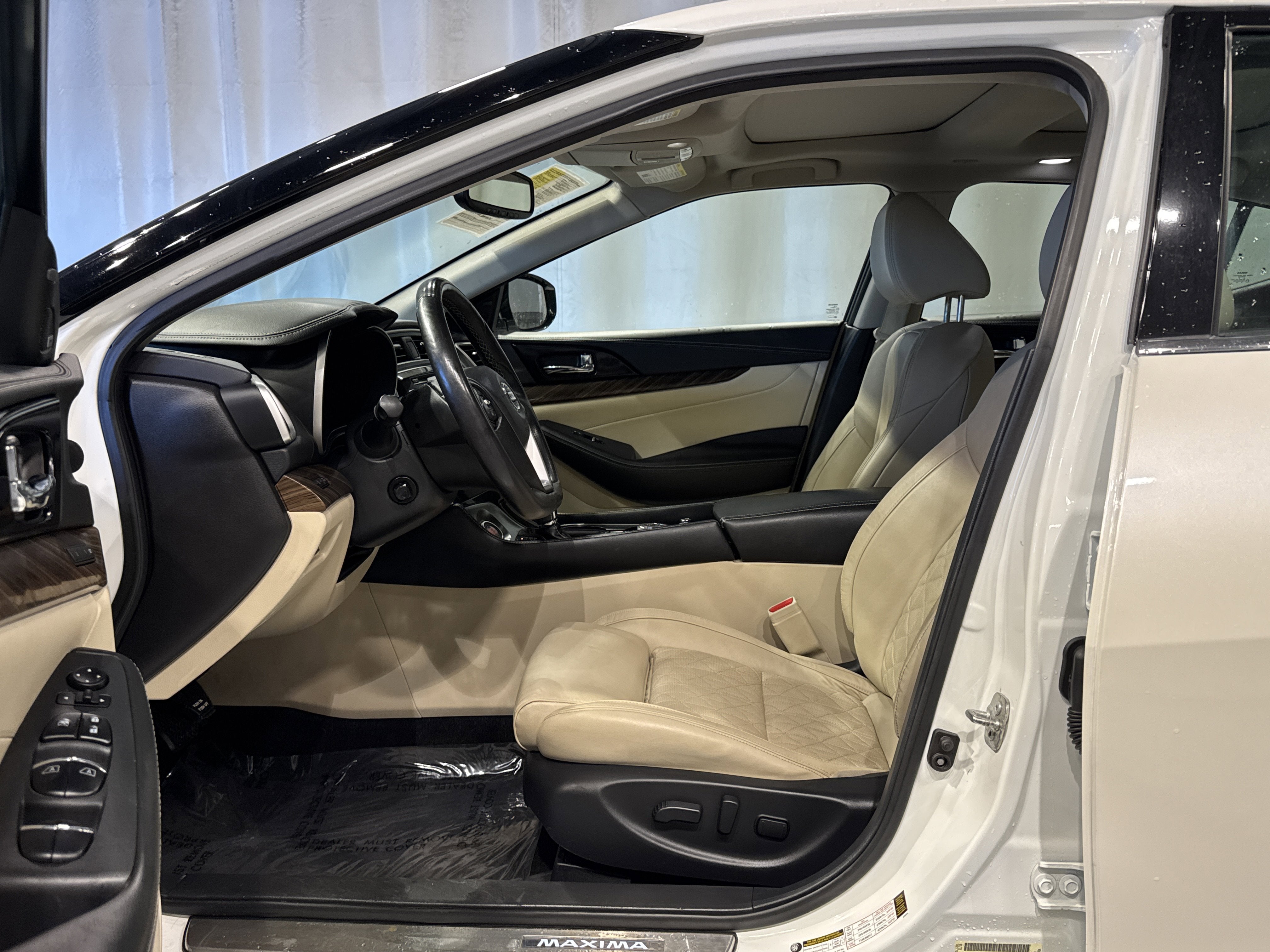 2017 Nissan Maxima Platinum W/Medallion Package