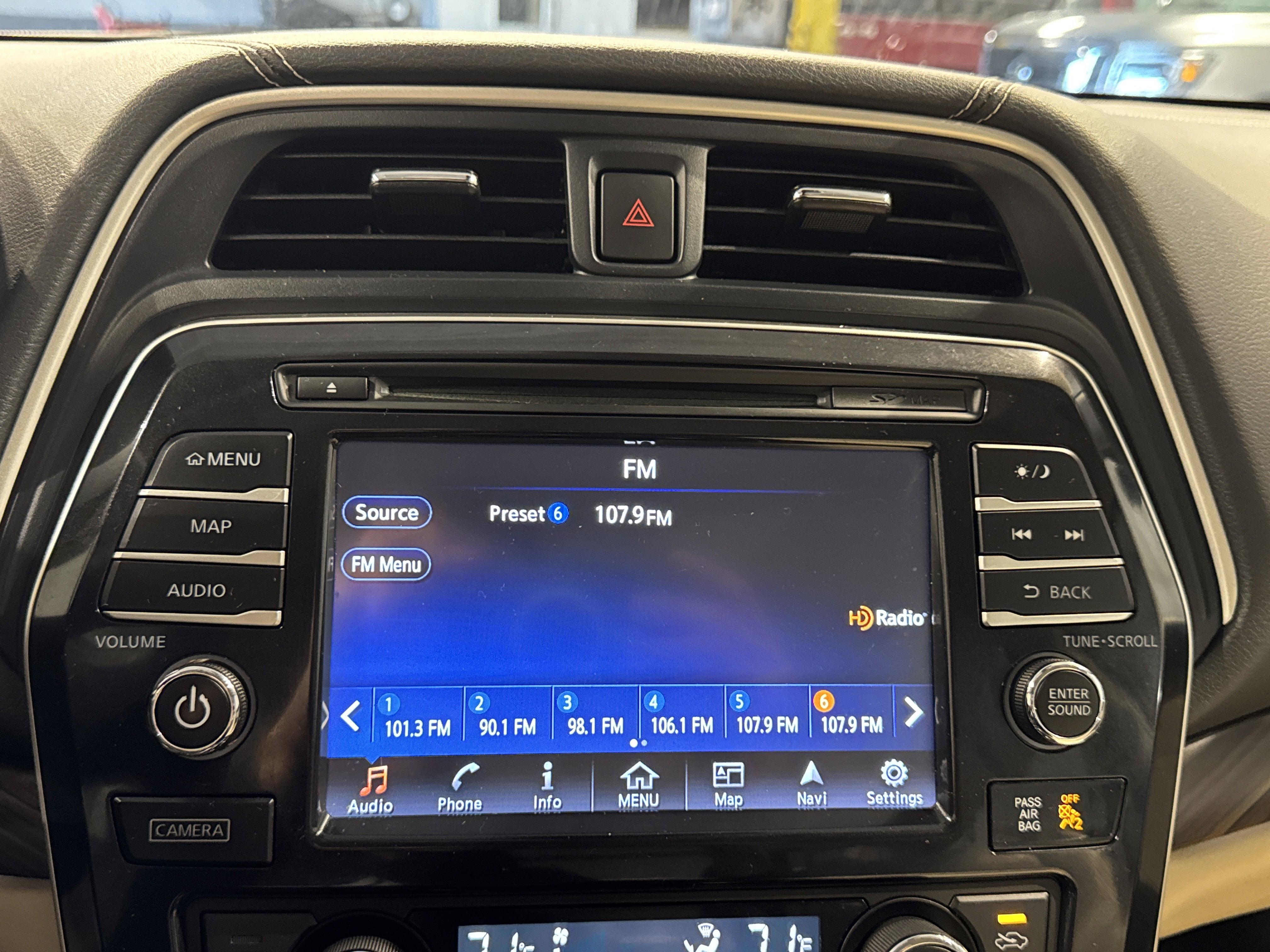 2017 Nissan Maxima Platinum W/Medallion Package