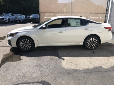 2026 Nissan Altima SV