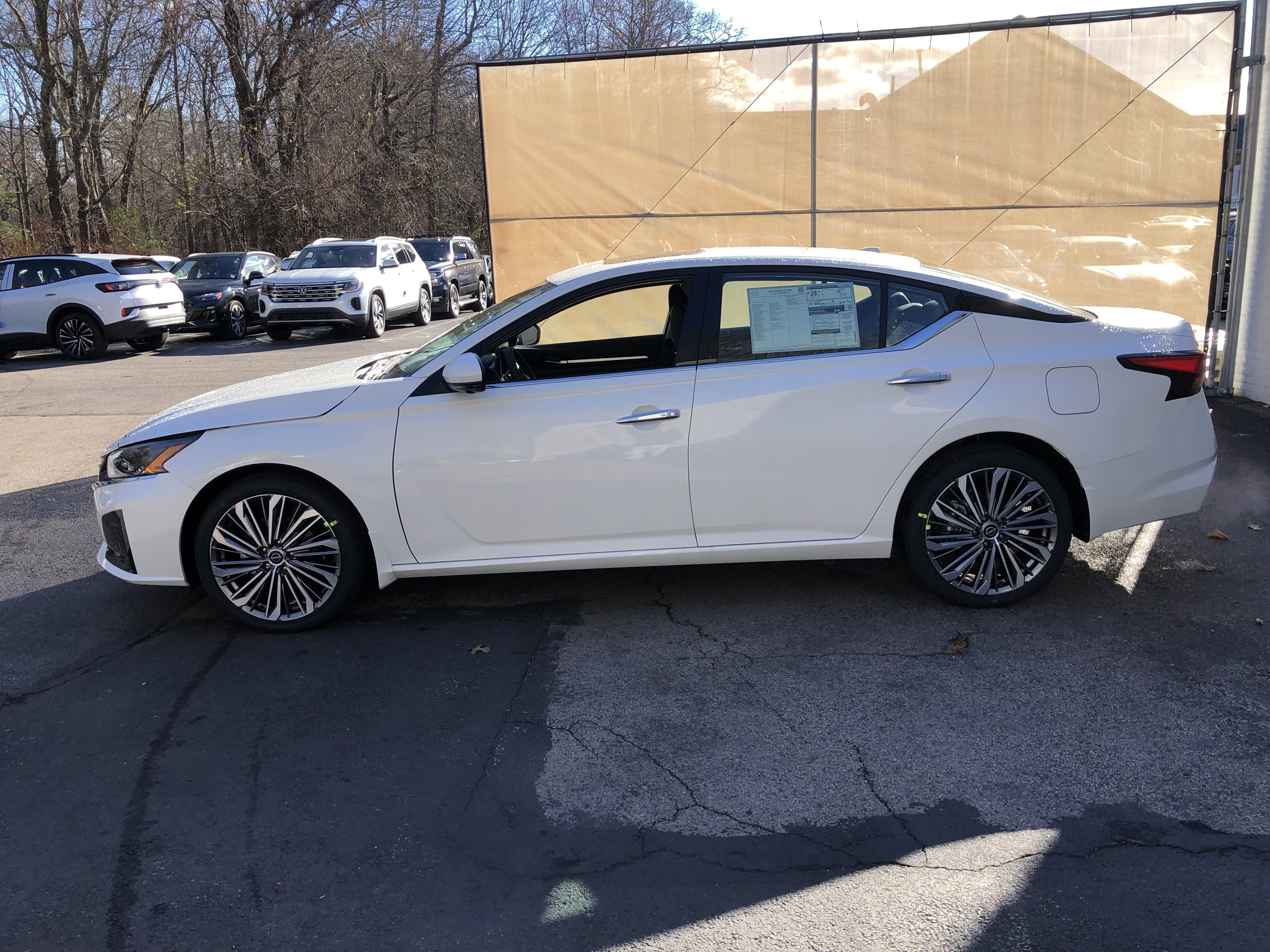 2025 Nissan Altima SL