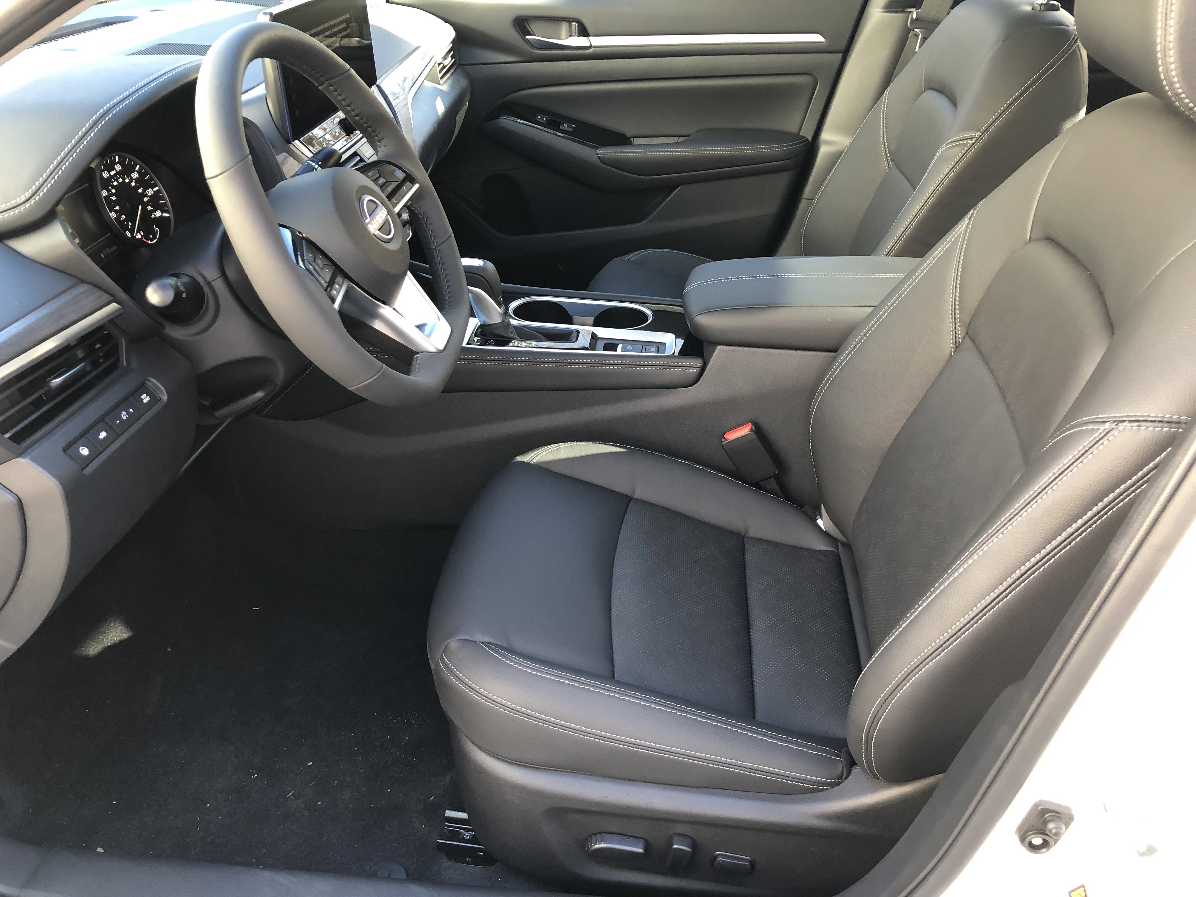 2025 Nissan Altima SL