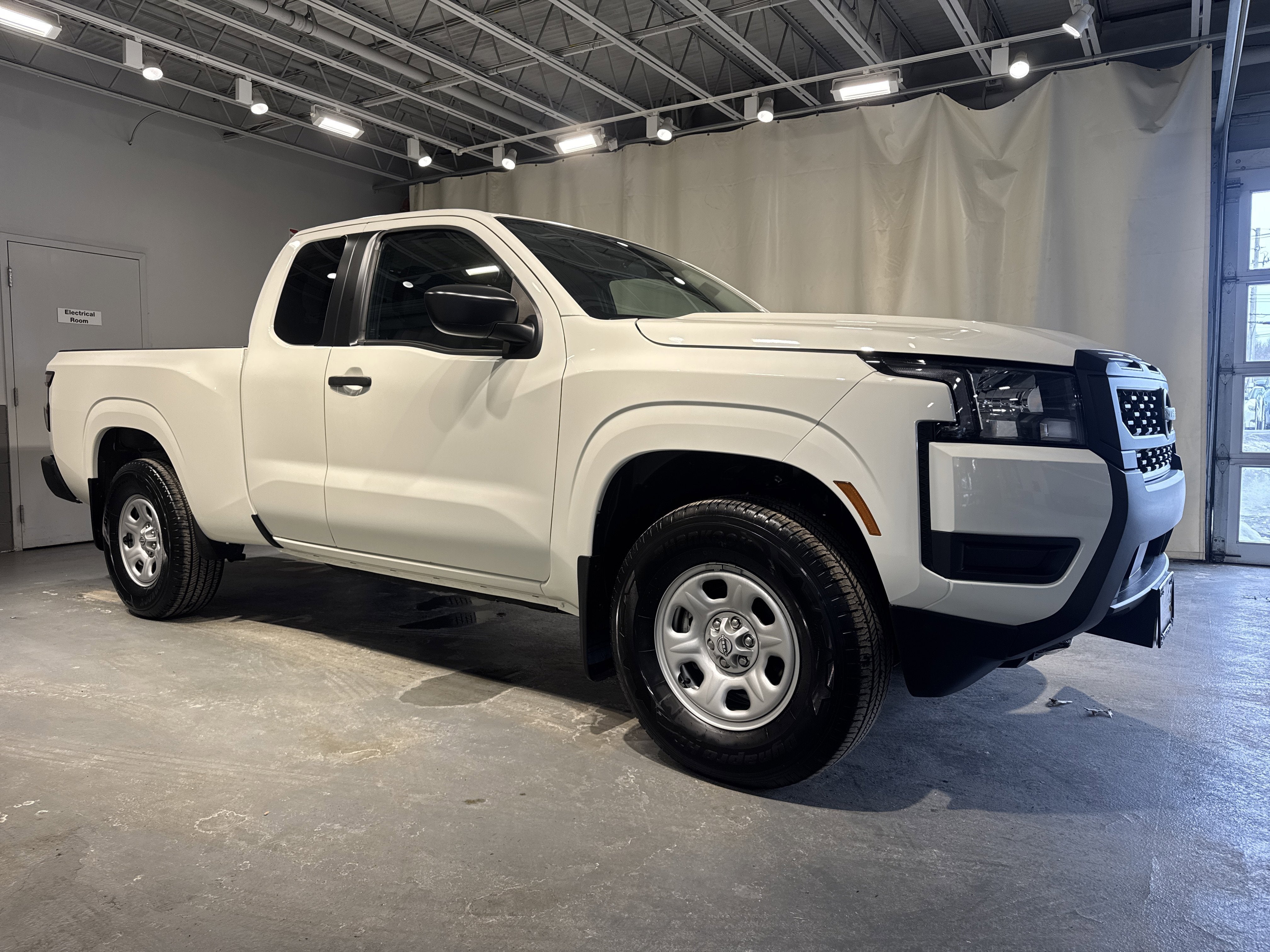 2025 Nissan Frontier S