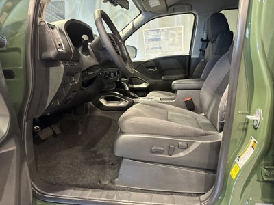 2027 Nissan Frontier SV