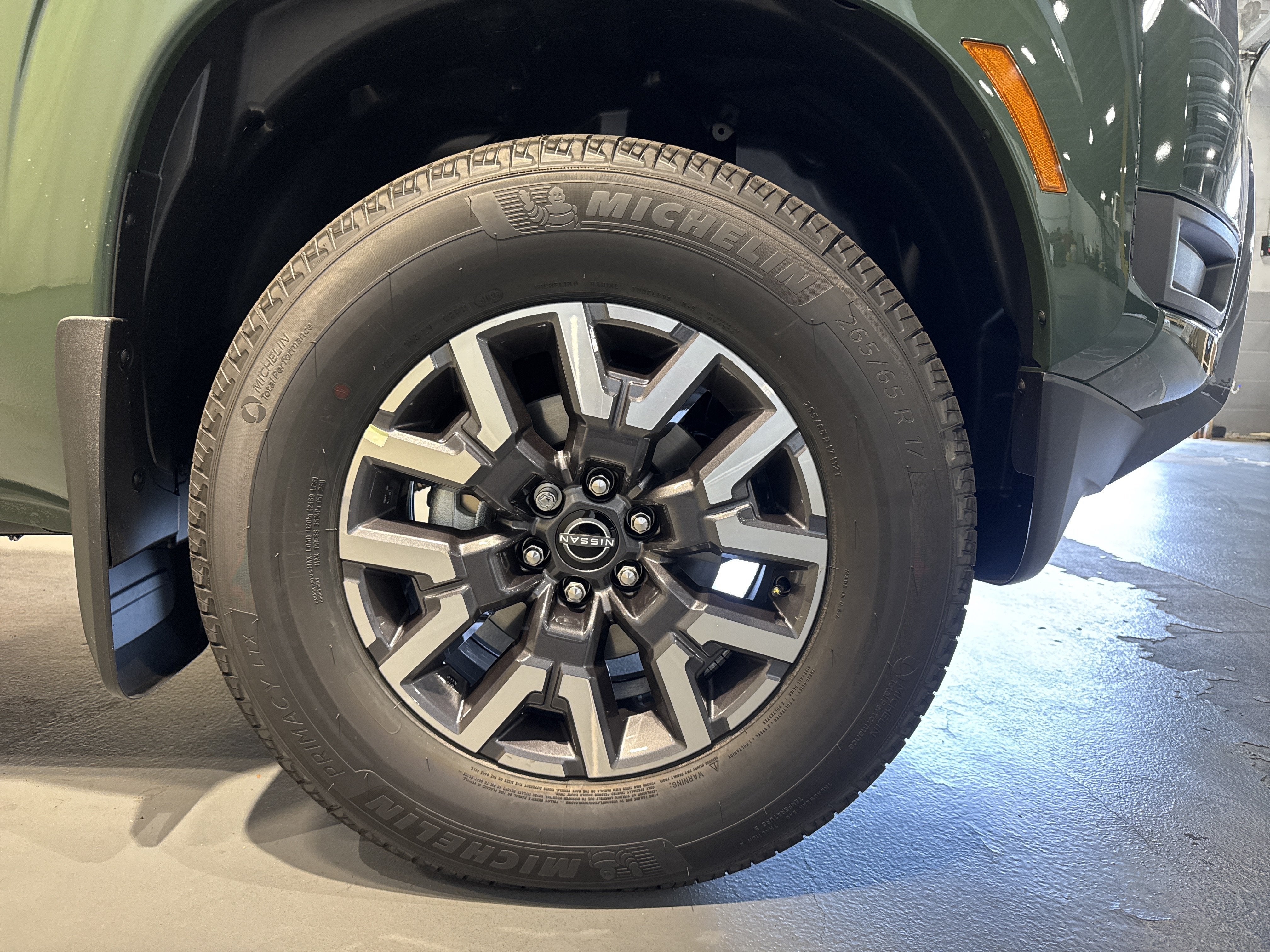 2027 Nissan Frontier SV