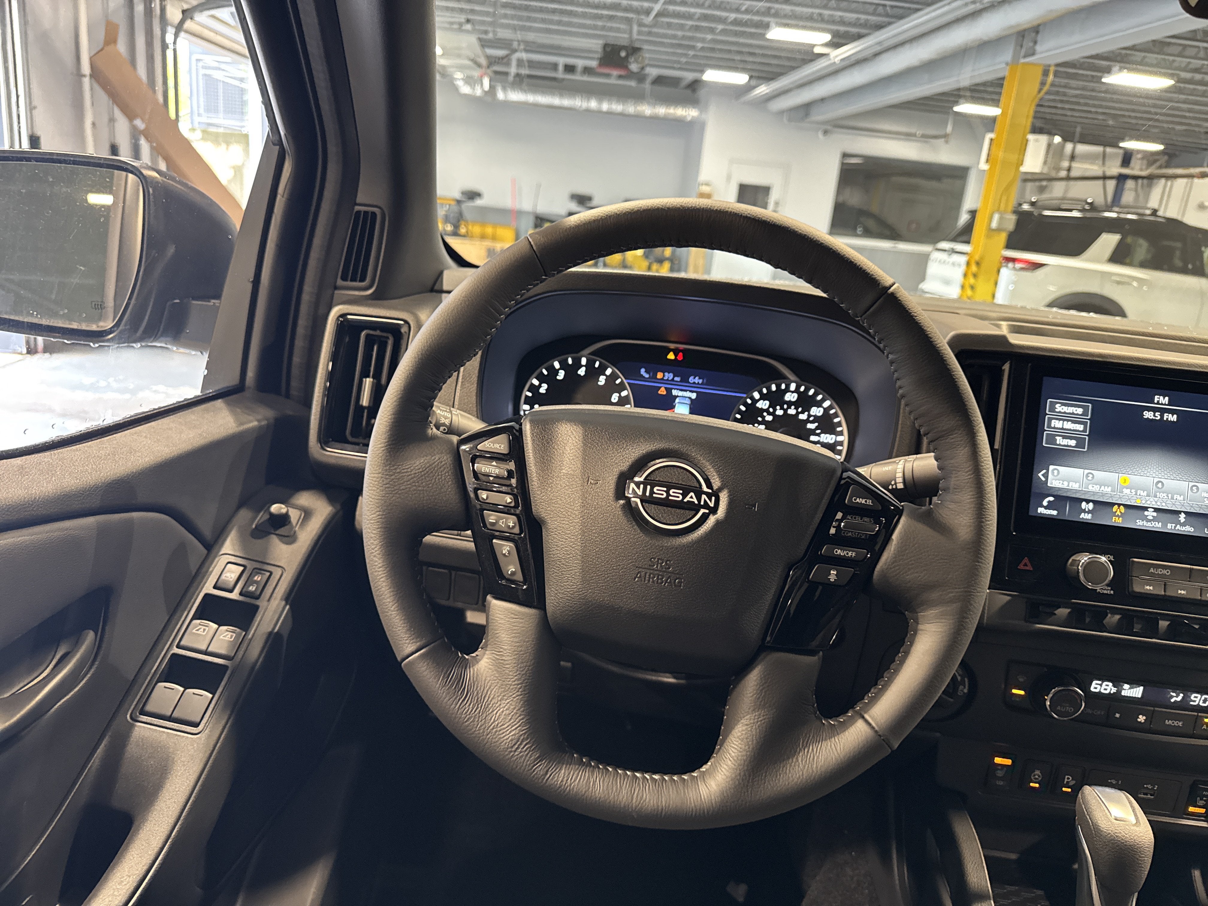 2027 Nissan Frontier SV