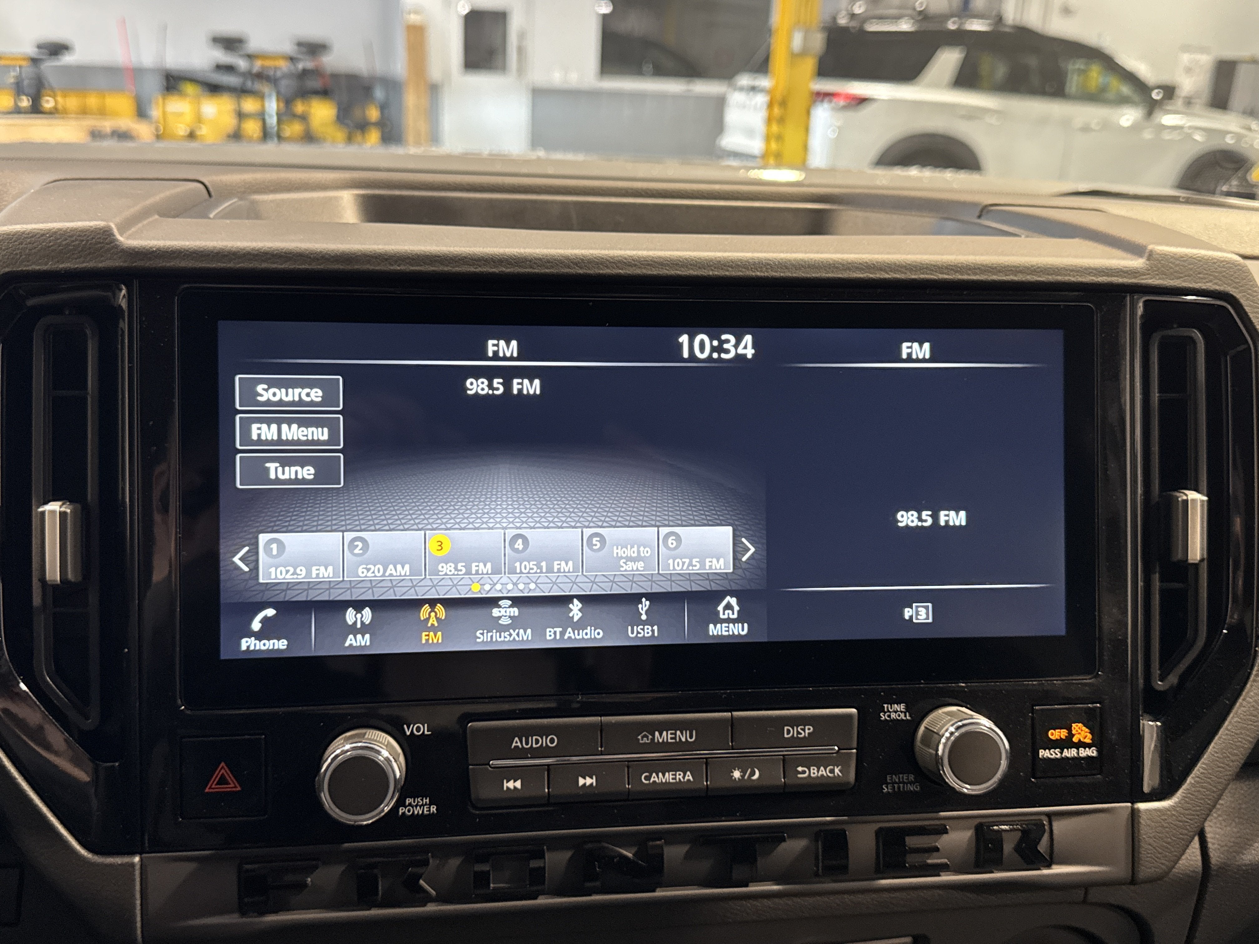 2027 Nissan Frontier SV
