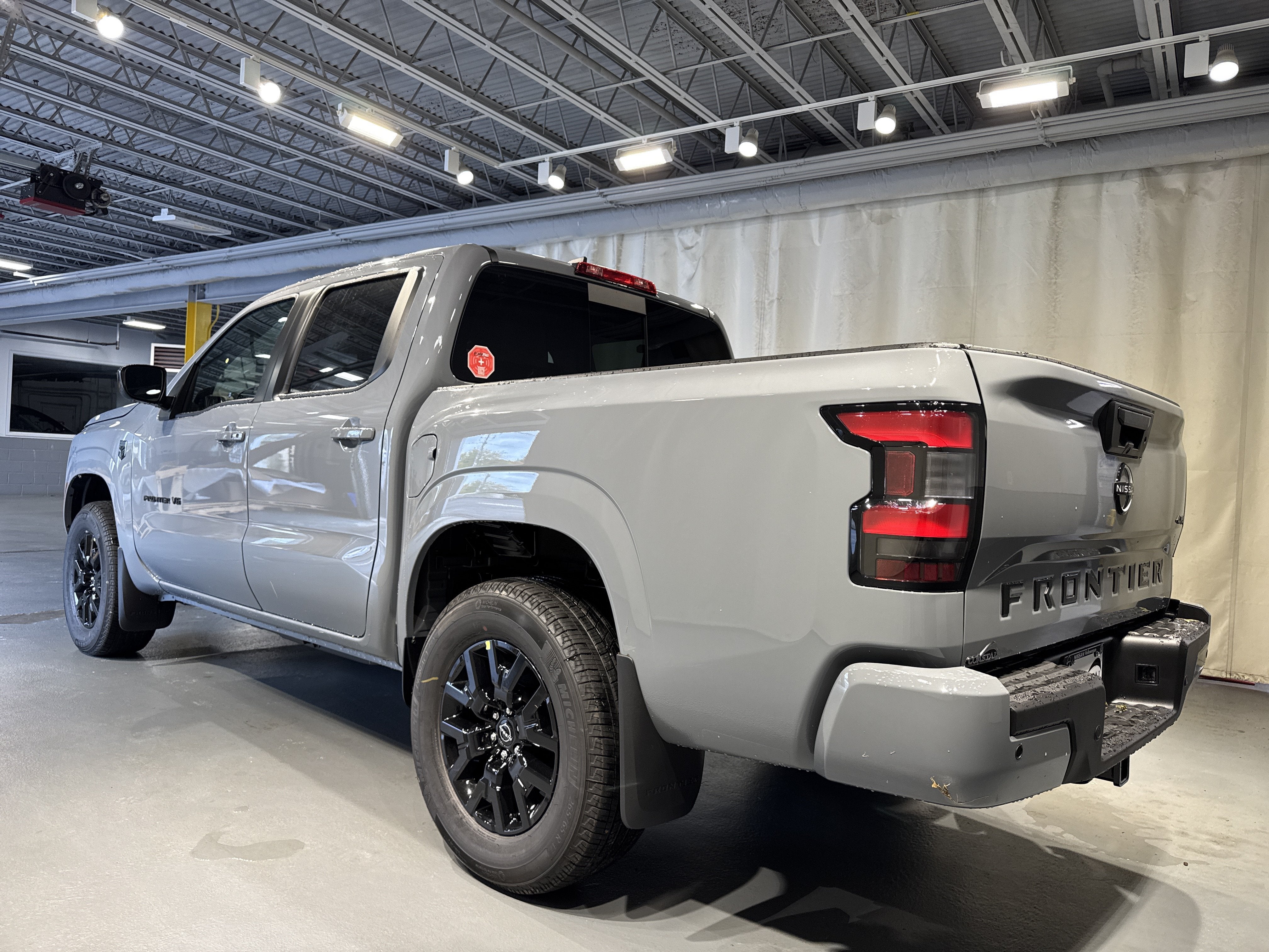 2027 Nissan Frontier SV