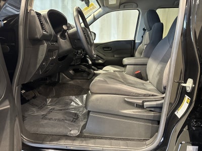2024 Nissan Frontier S W/Technology