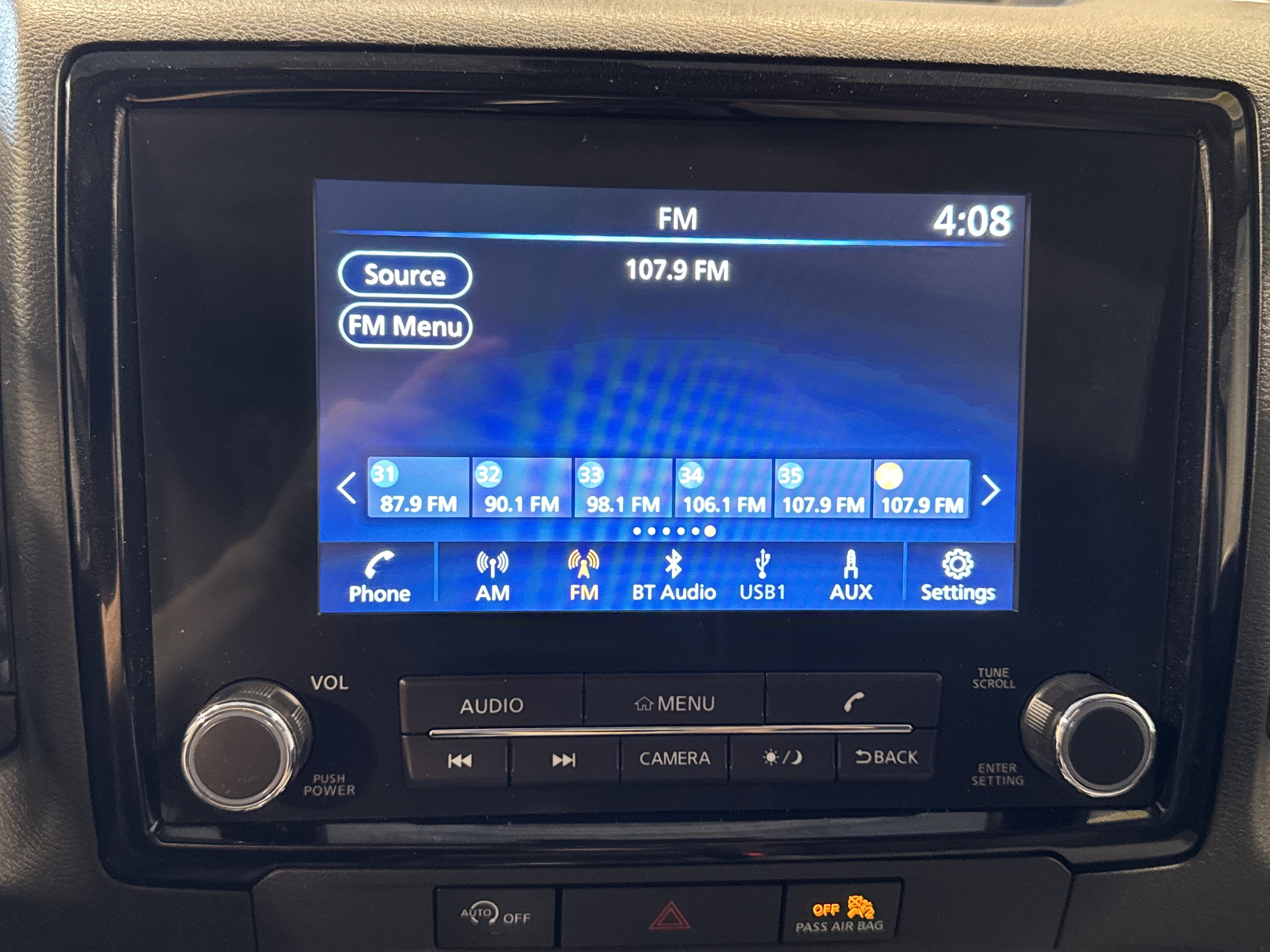2024 Nissan Frontier S W/Technology