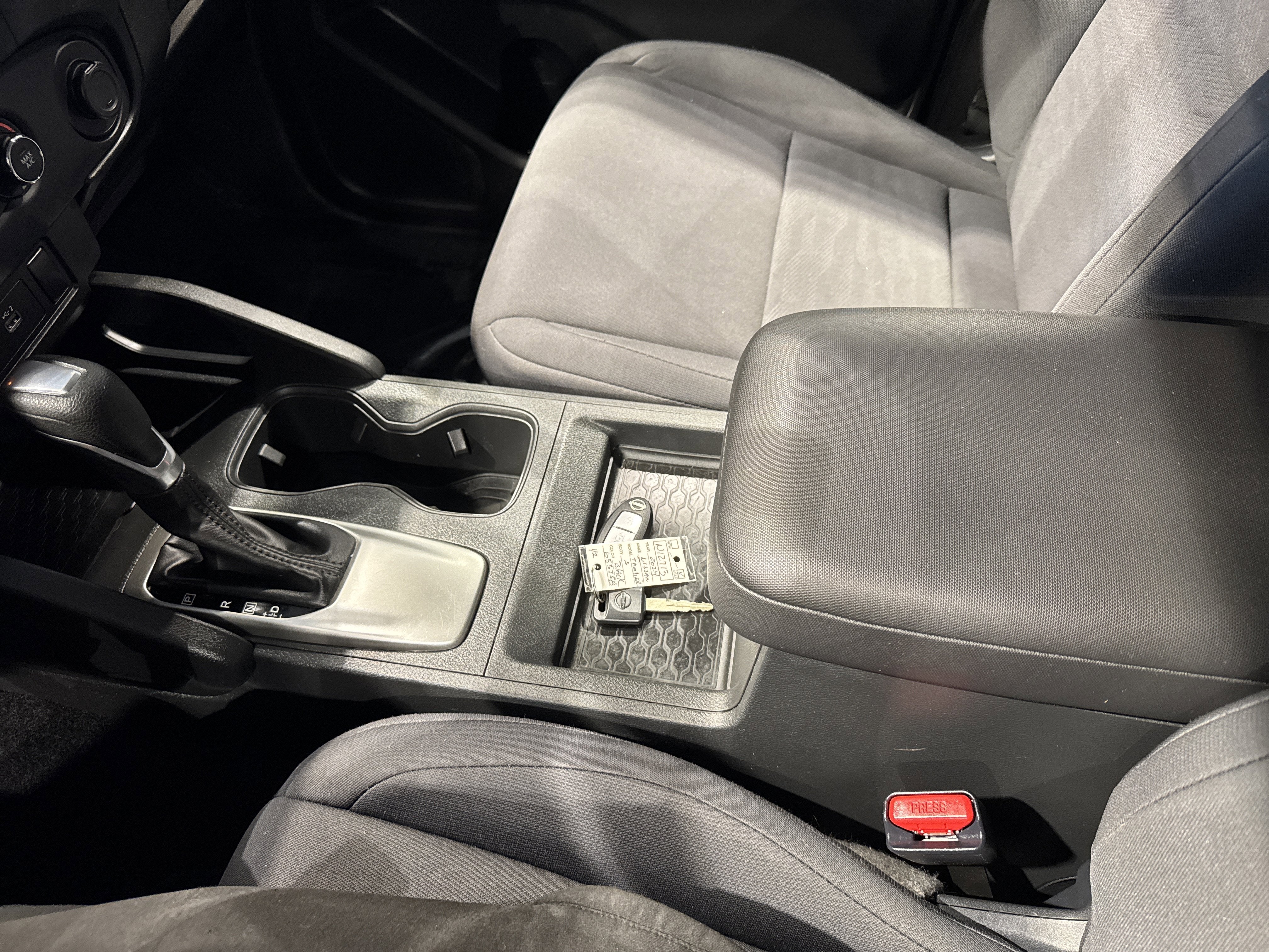 2024 Nissan Frontier S W/Technology