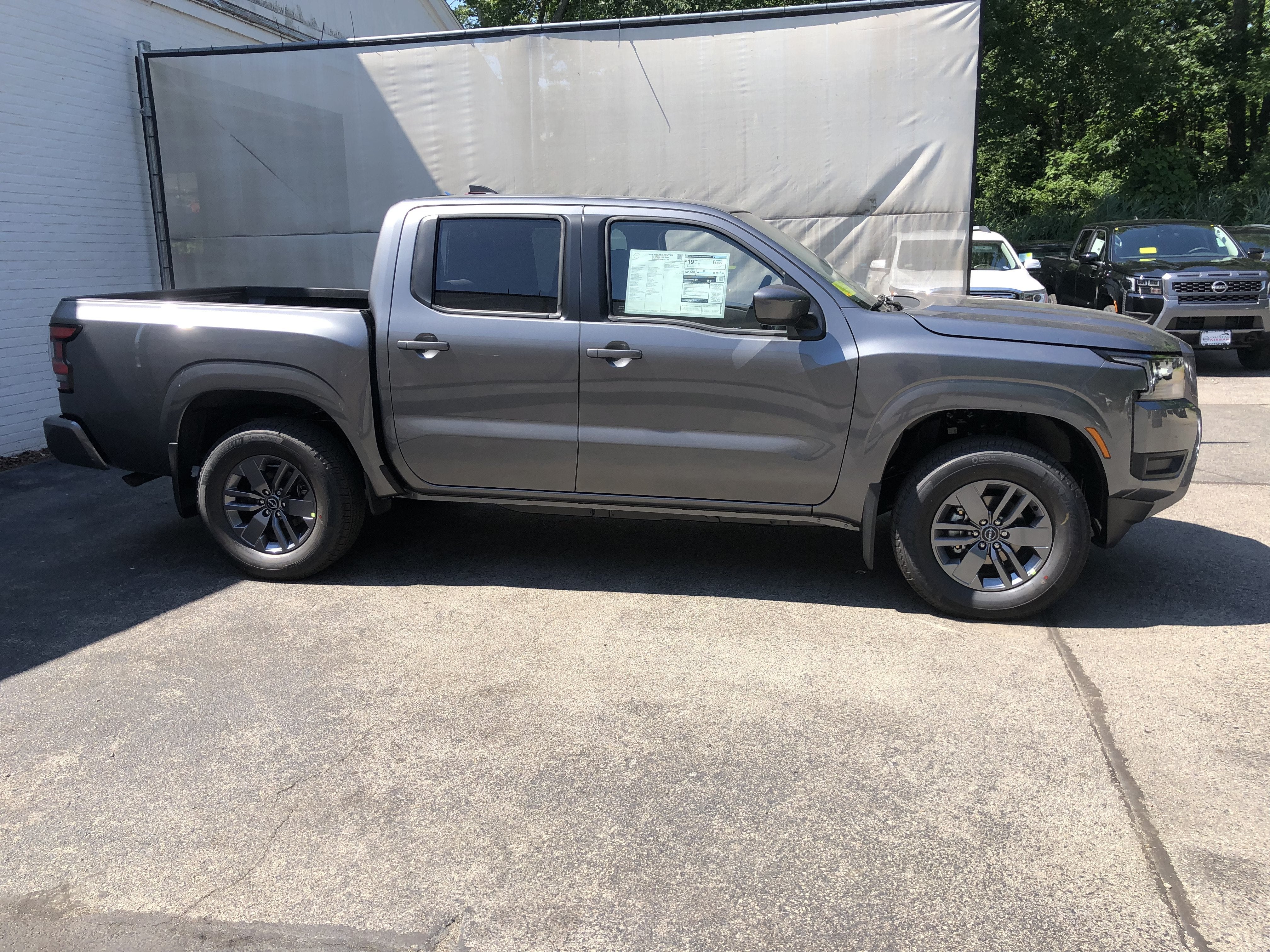 2026 Nissan Frontier SV