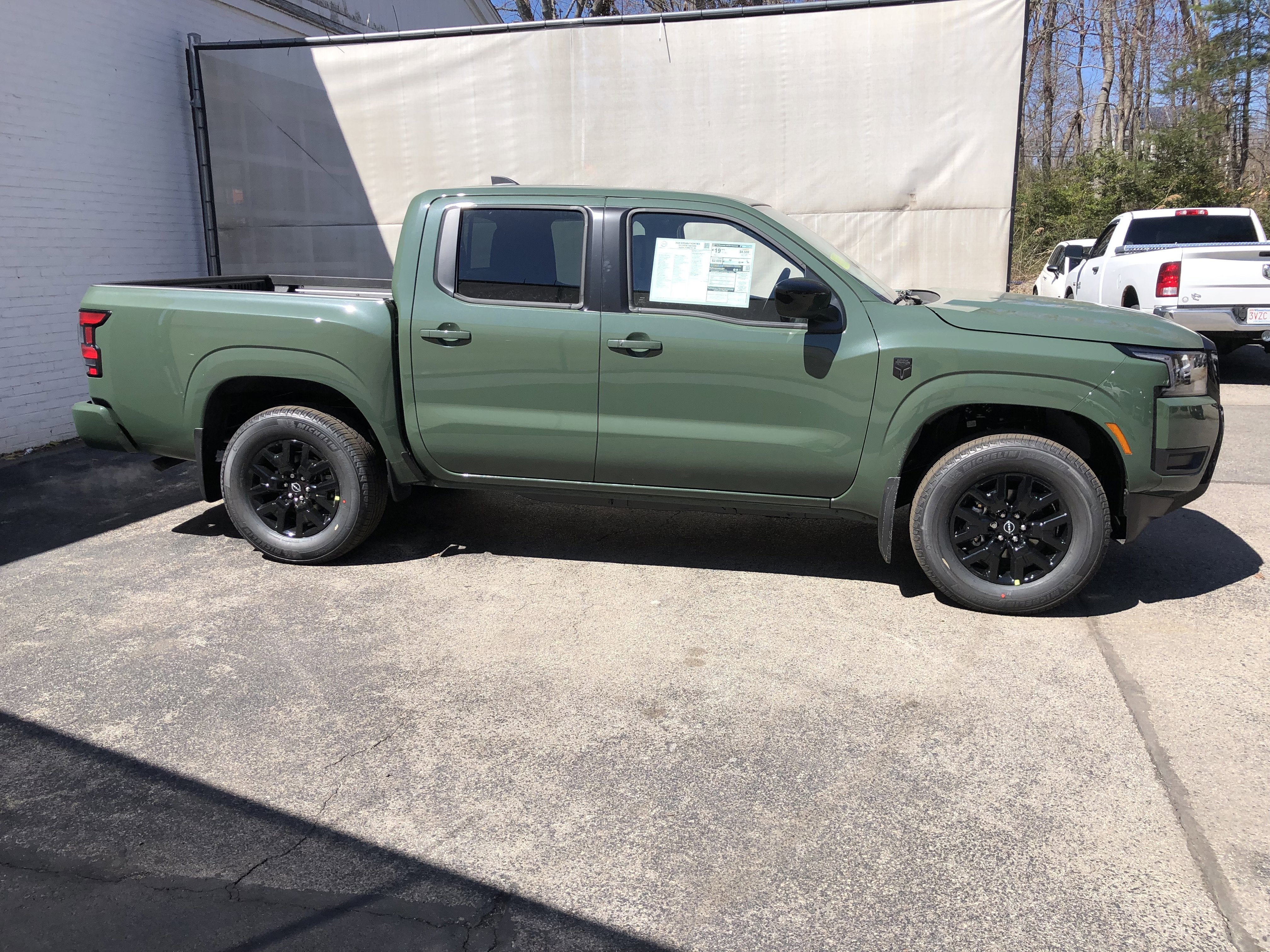 2026 Nissan Frontier SV