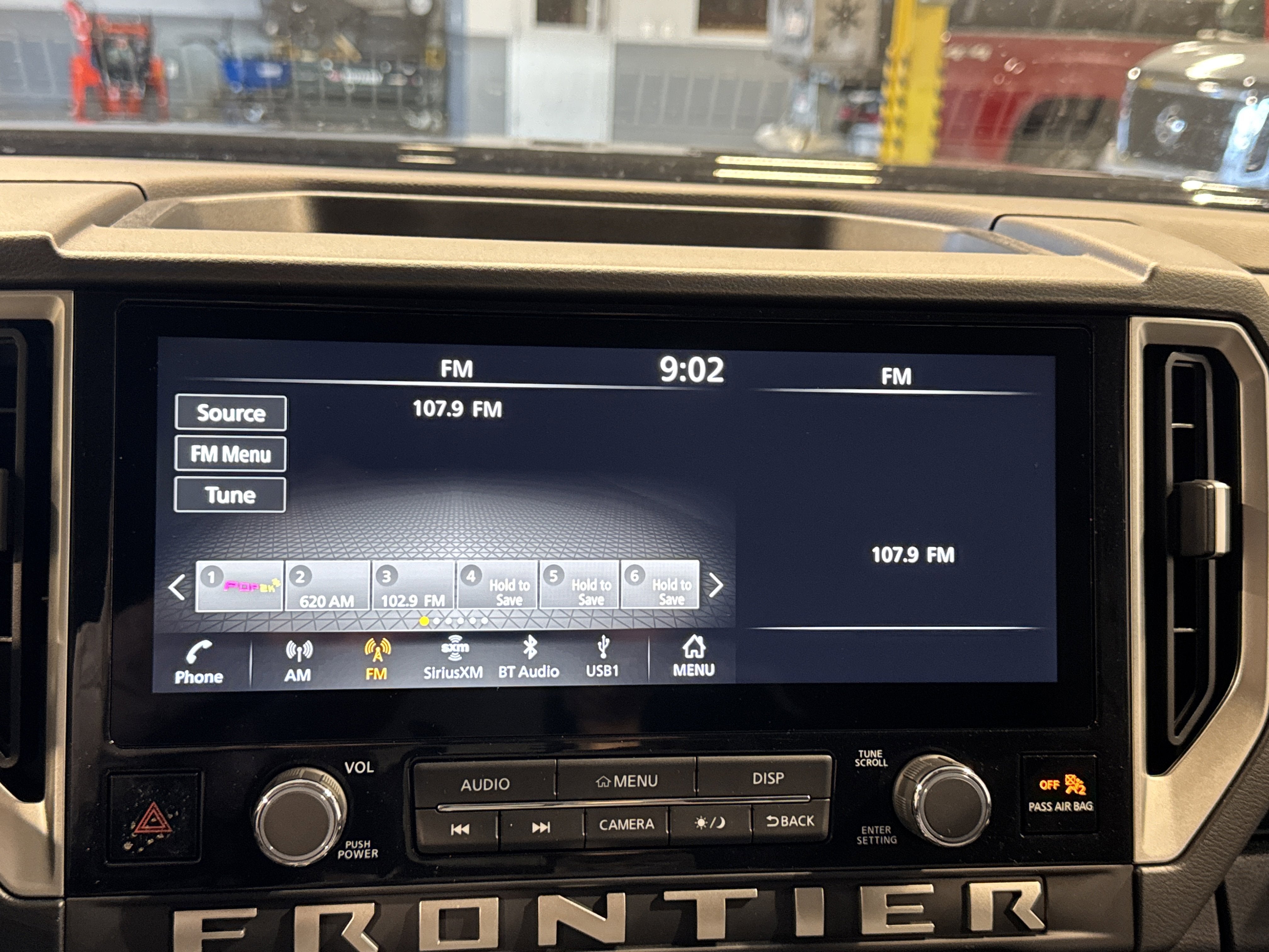 2026 Nissan Frontier SV