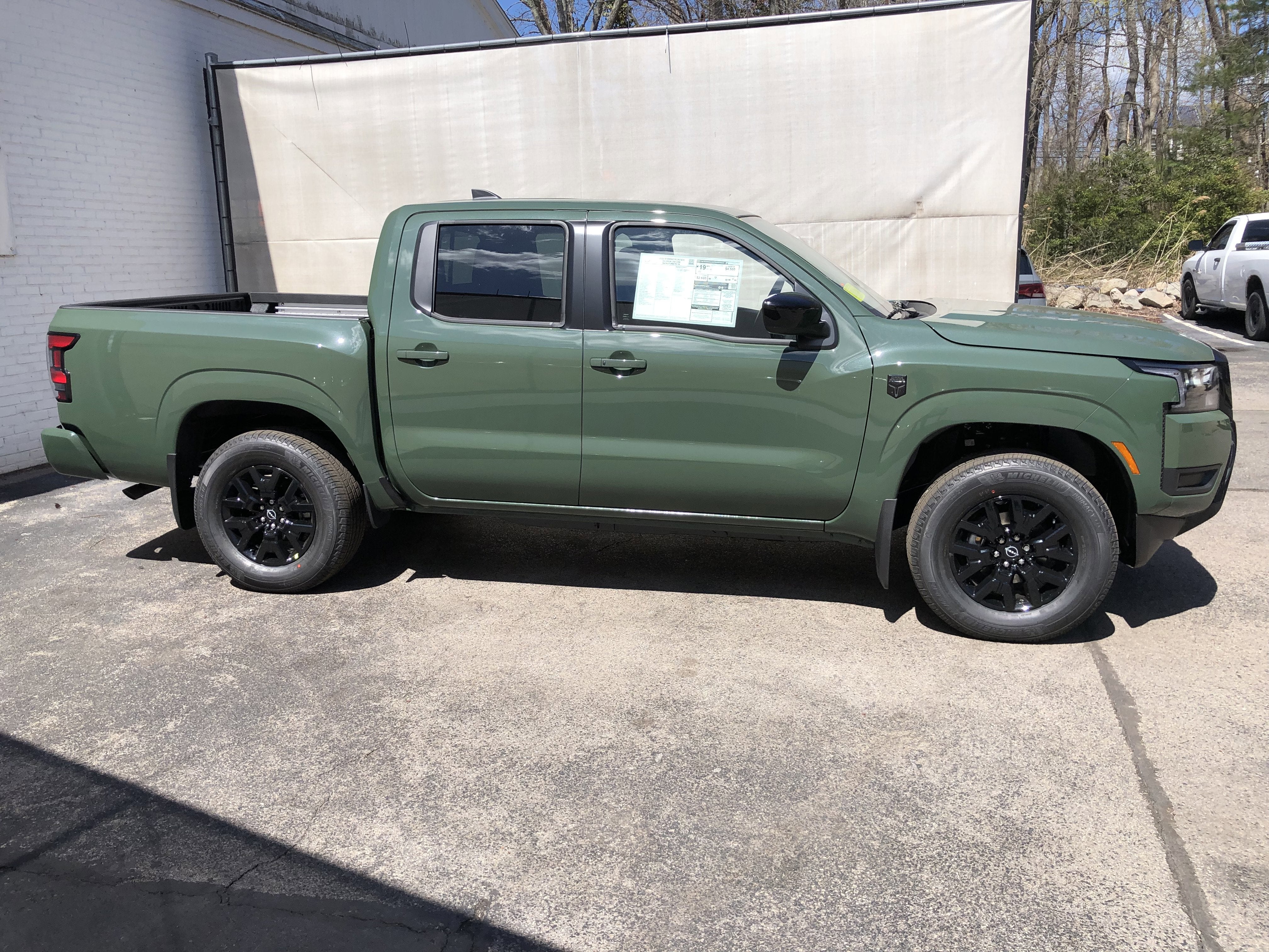 2026 Nissan Frontier SV