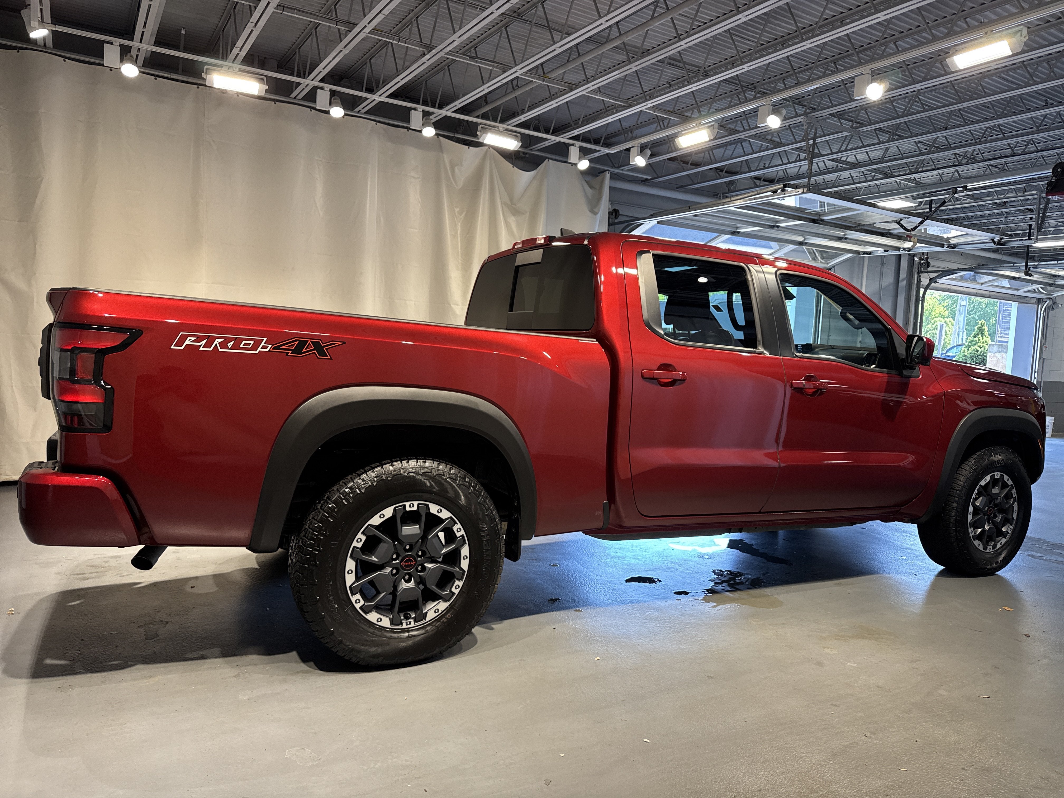 2025 Nissan Frontier PRO-4X W/Convenience & Premium Package