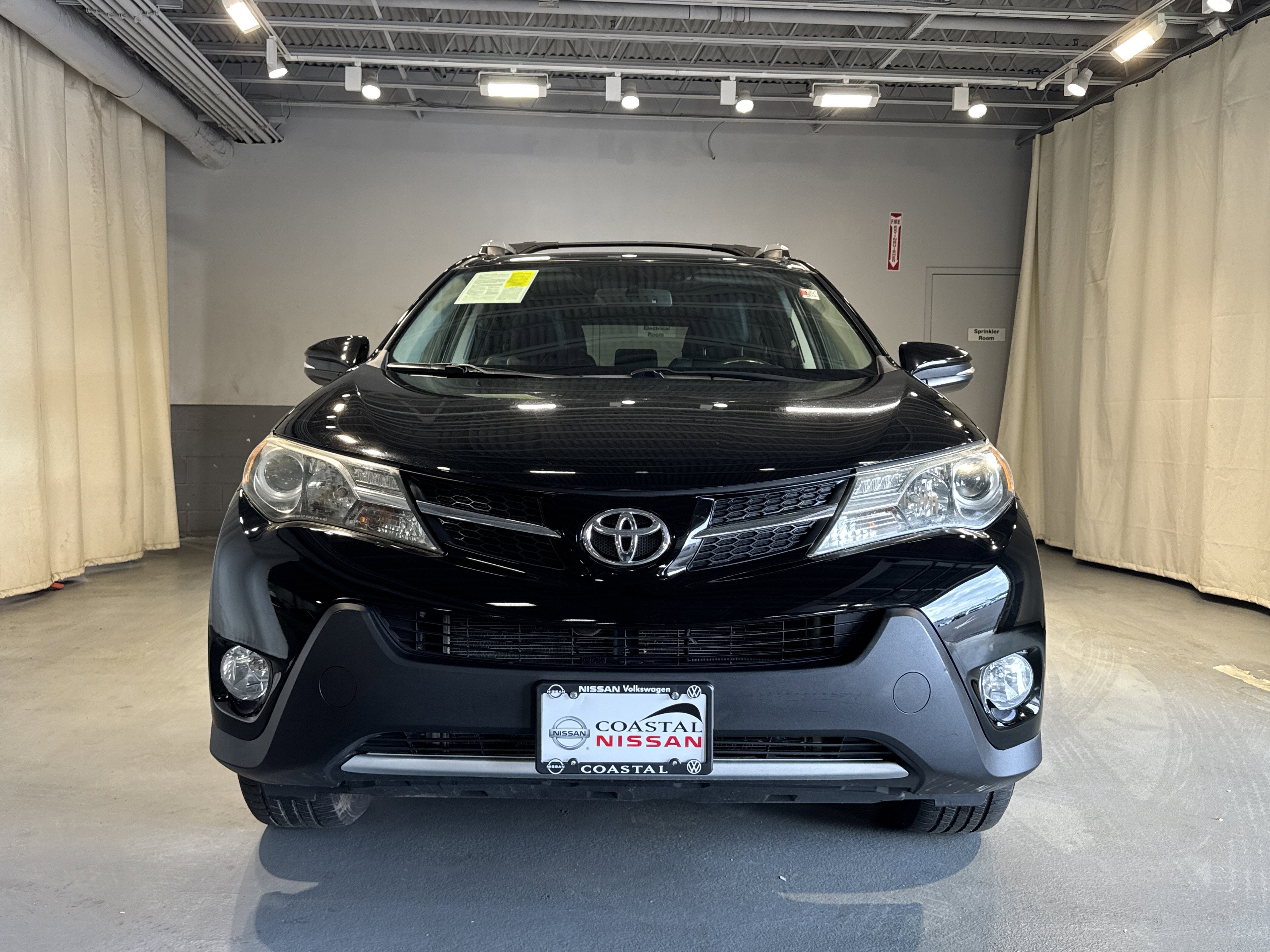 Used 2015 Toyota RAV4 Limited with VIN 2T3DFREV7FW316217 for sale in Norwell, MA
