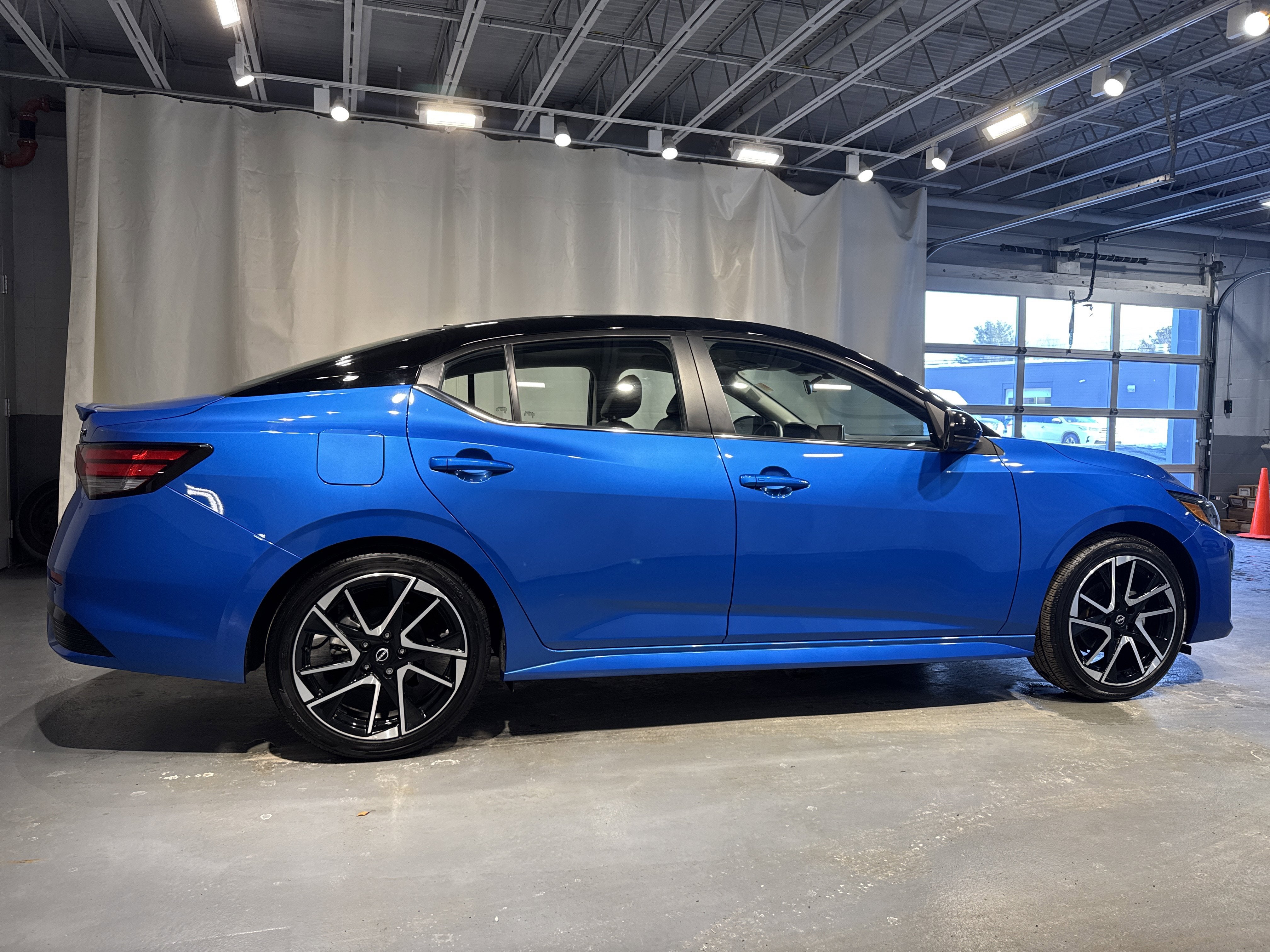 2025 Nissan Sentra SR