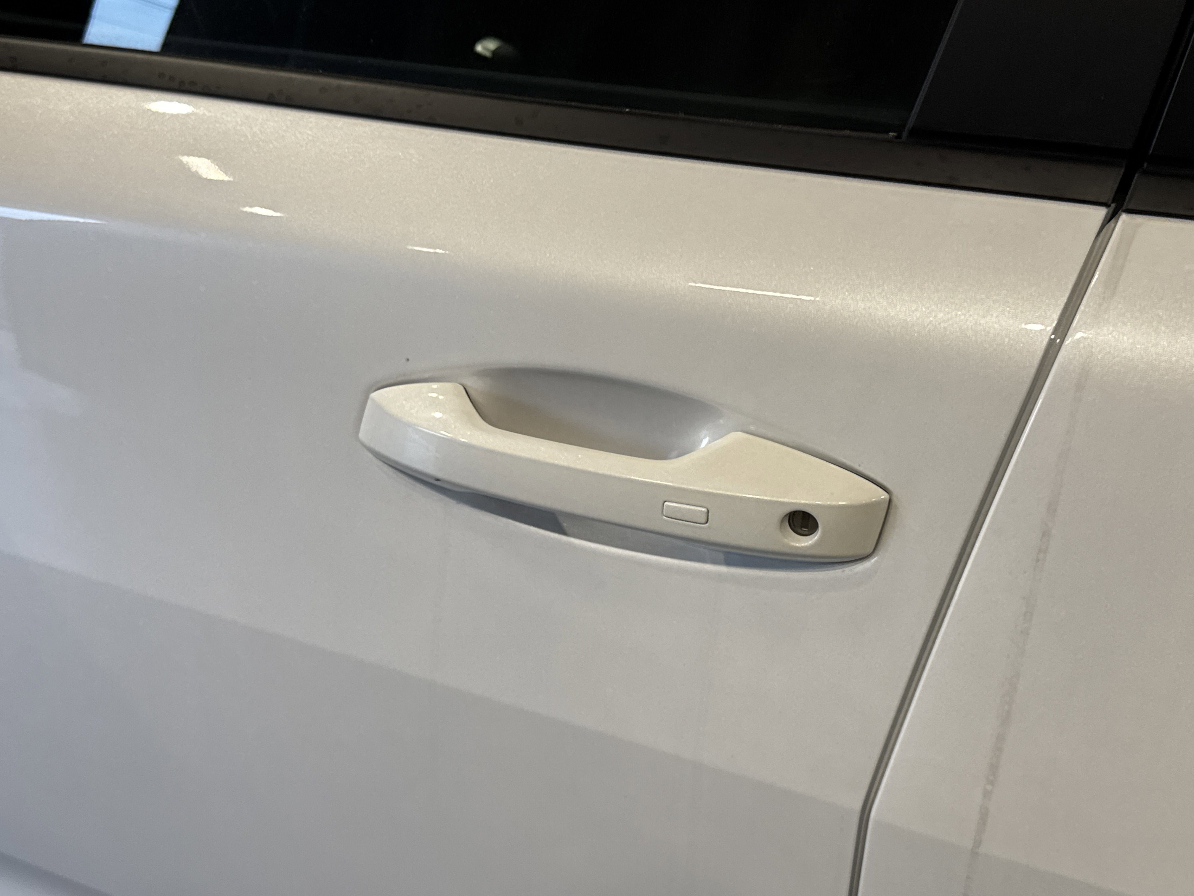 2026 Nissan Sentra SR - Photo 10