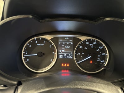 2024 Nissan Versa Base