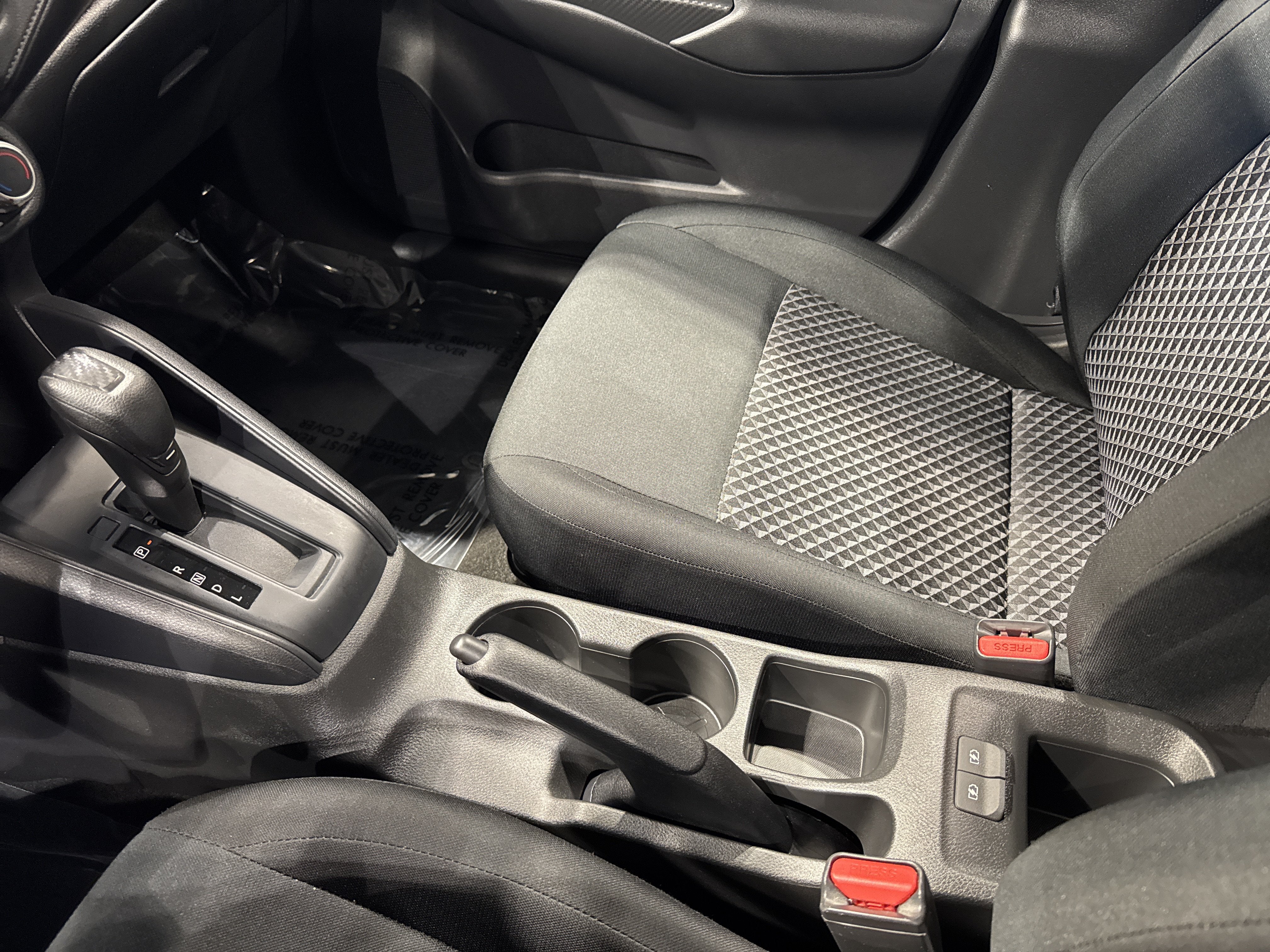 2024 Nissan Versa Base