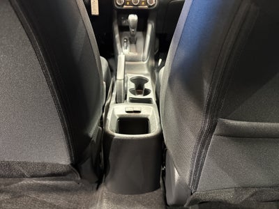 2024 Nissan Versa Base