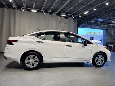 2024 Nissan Versa Base
