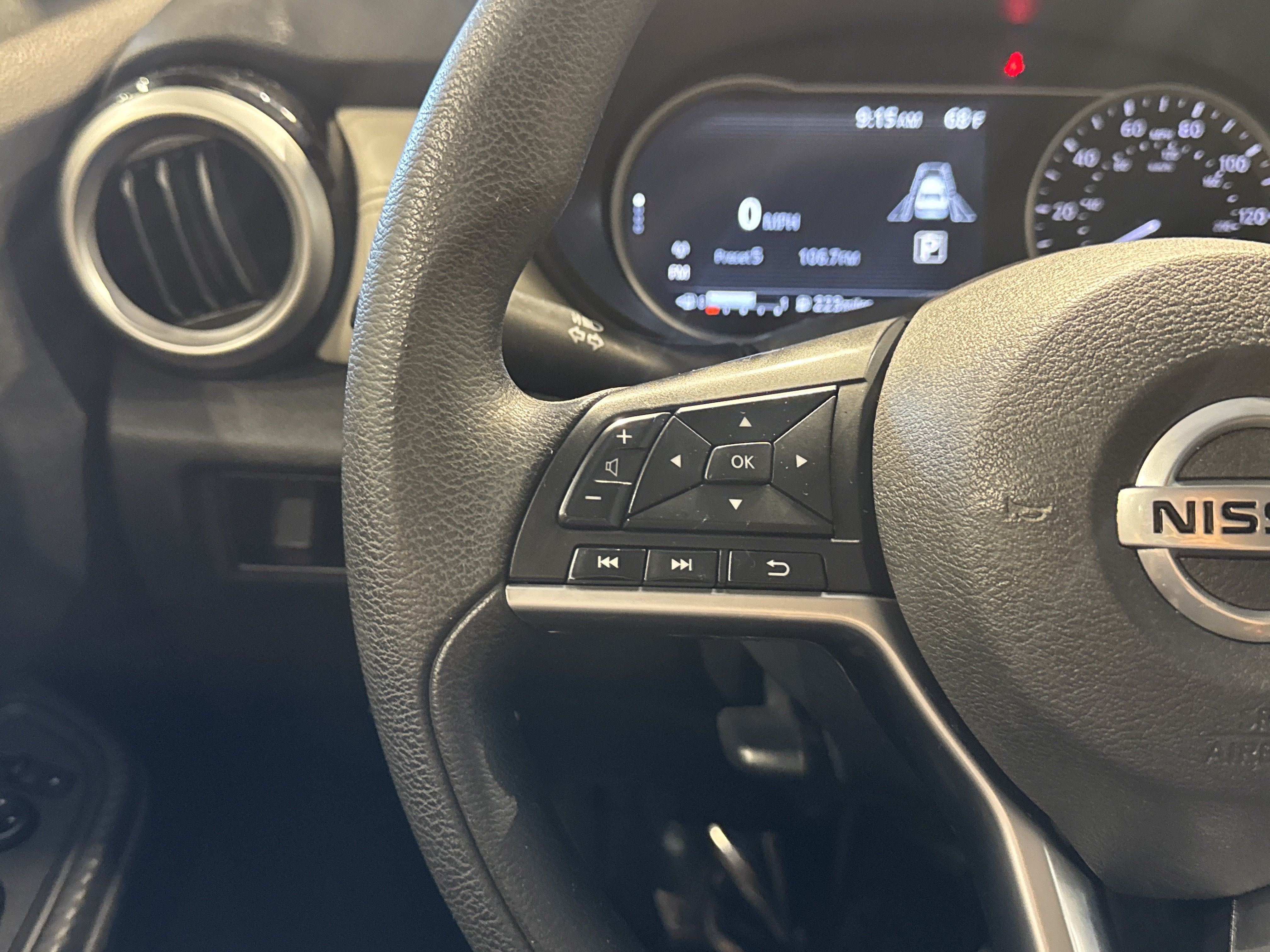 2020 Nissan Versa SV