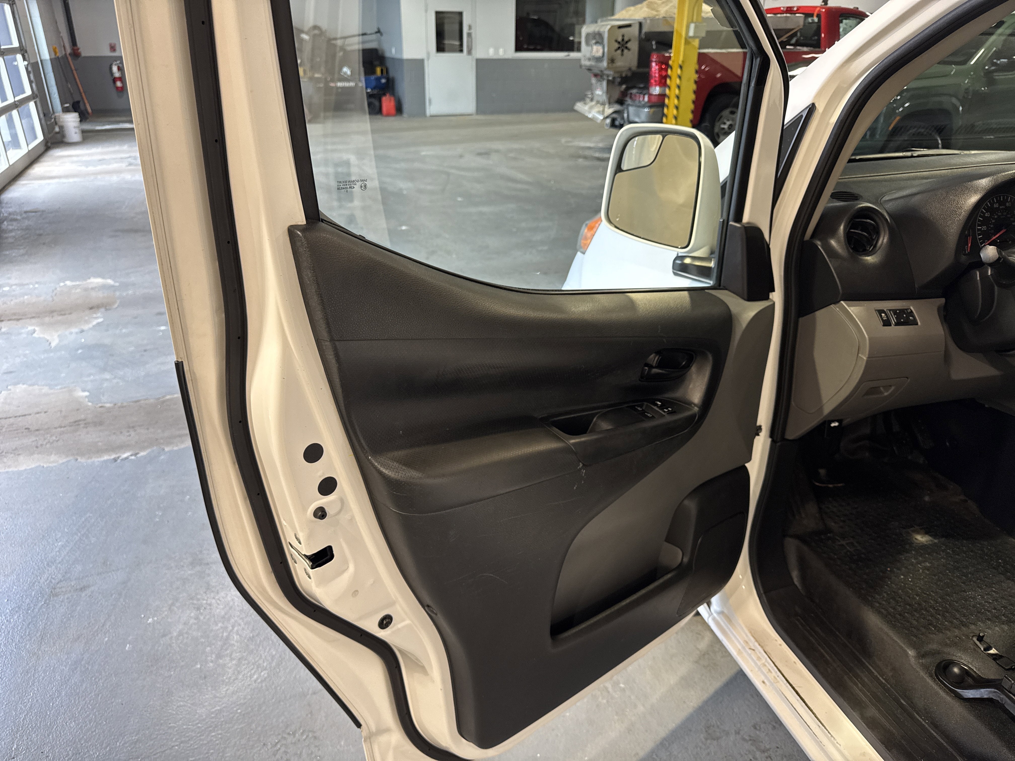 2017 Nissan NV200 Compact Cargo SV