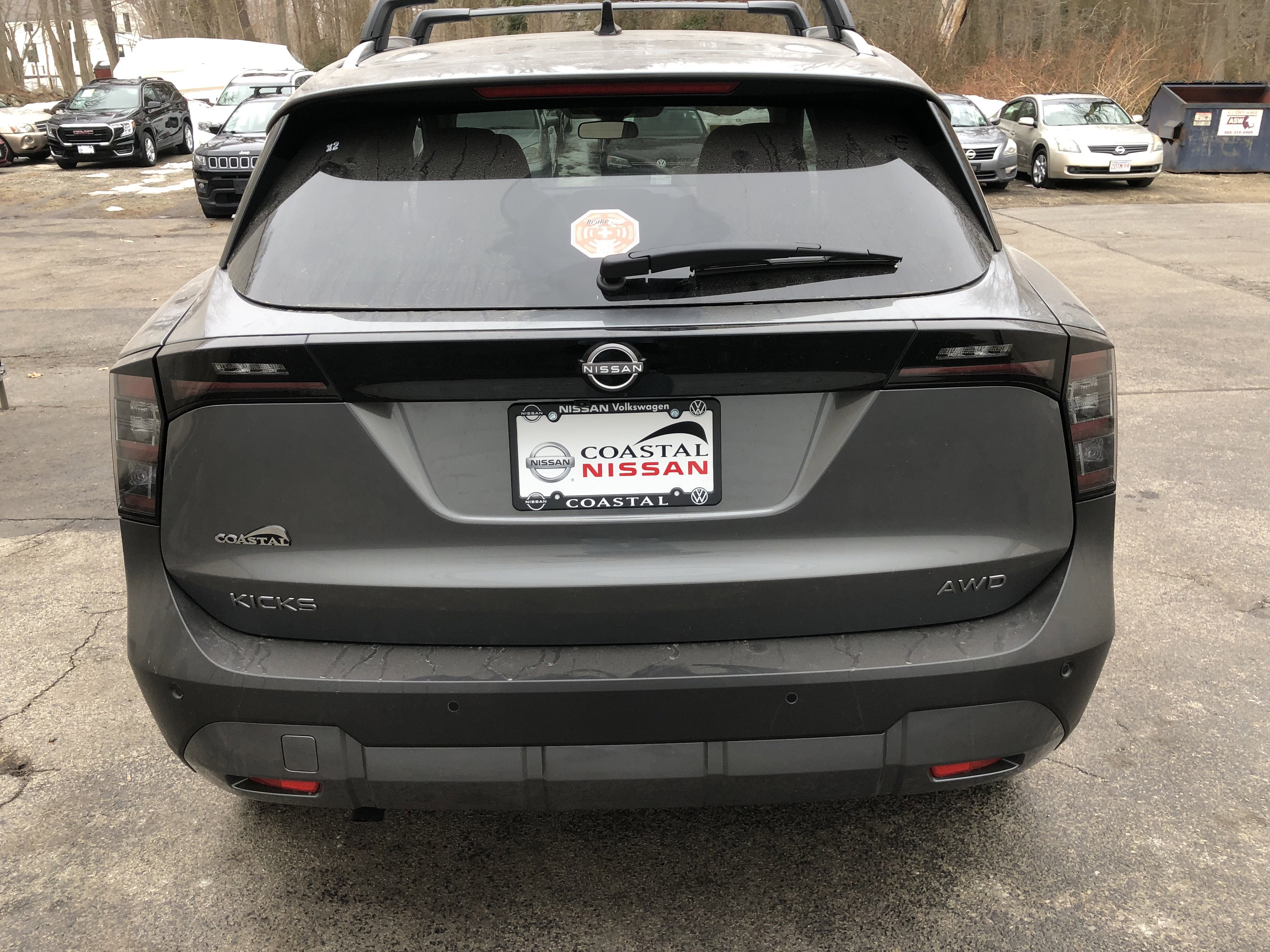 2026 Nissan Kicks SV