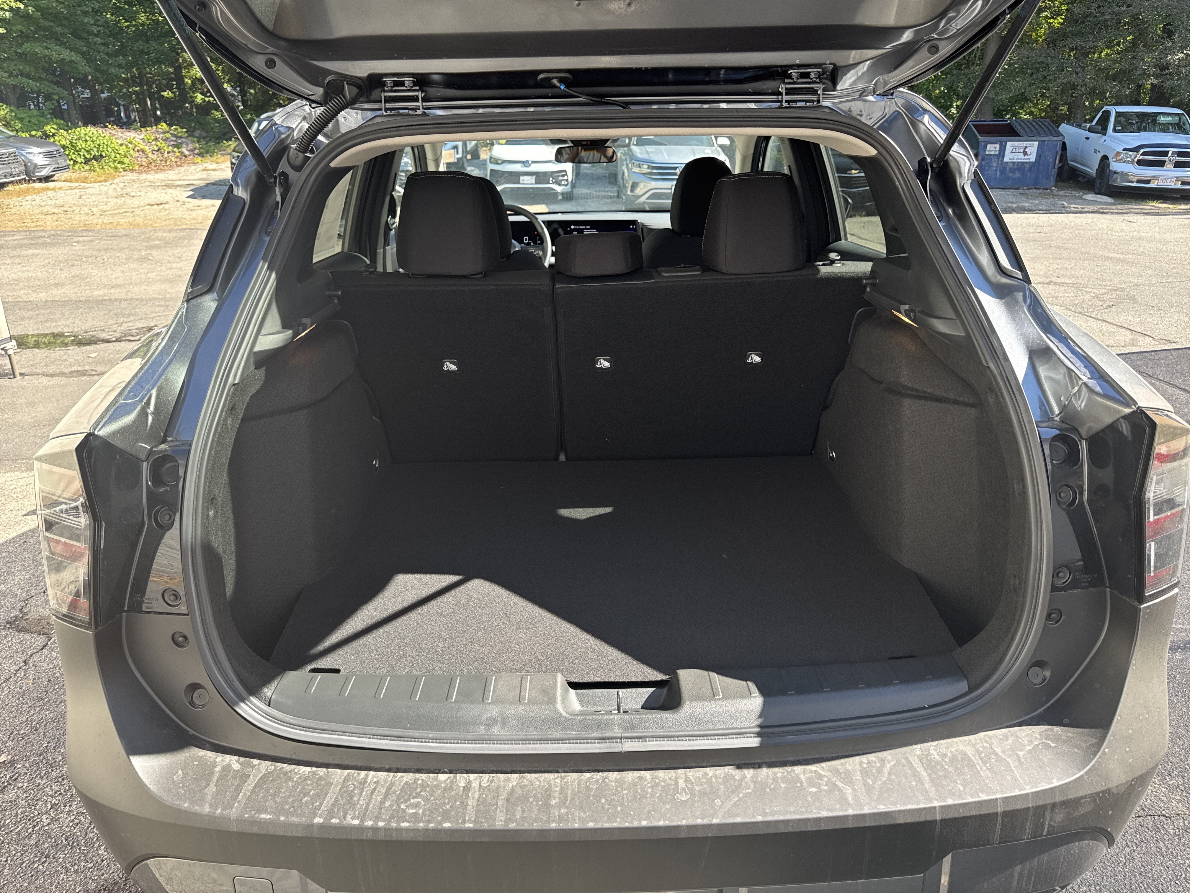 2027 Nissan Kicks SV
