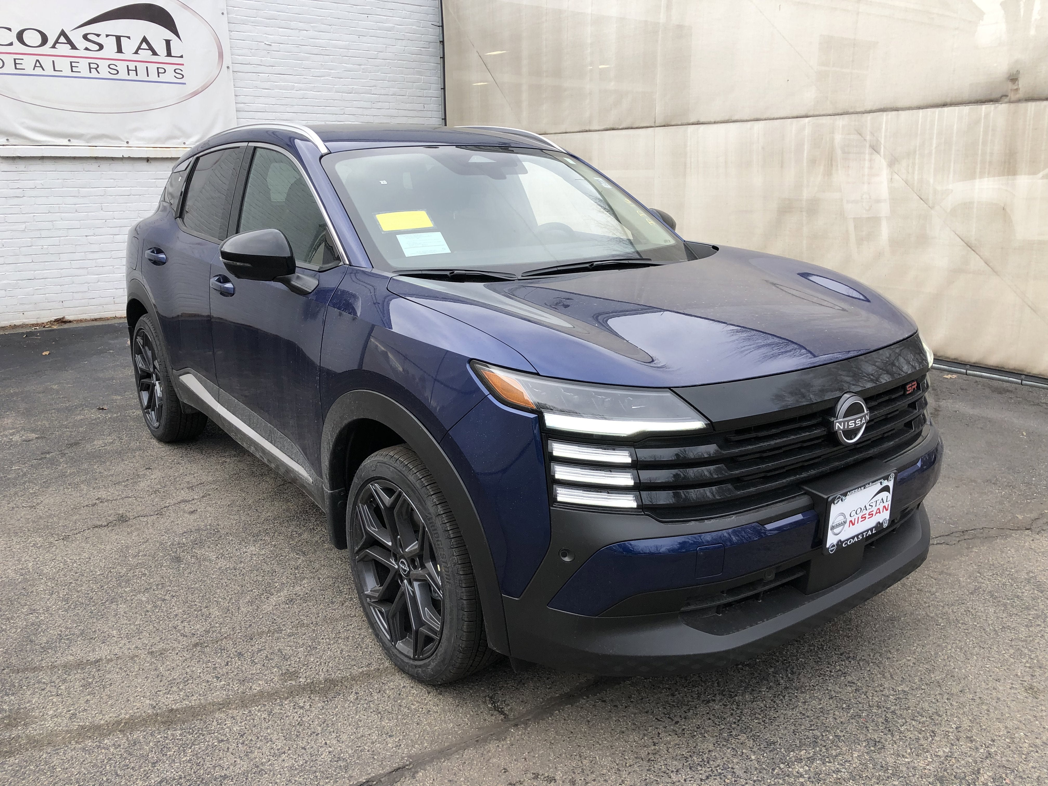 2026 Nissan Kicks SR