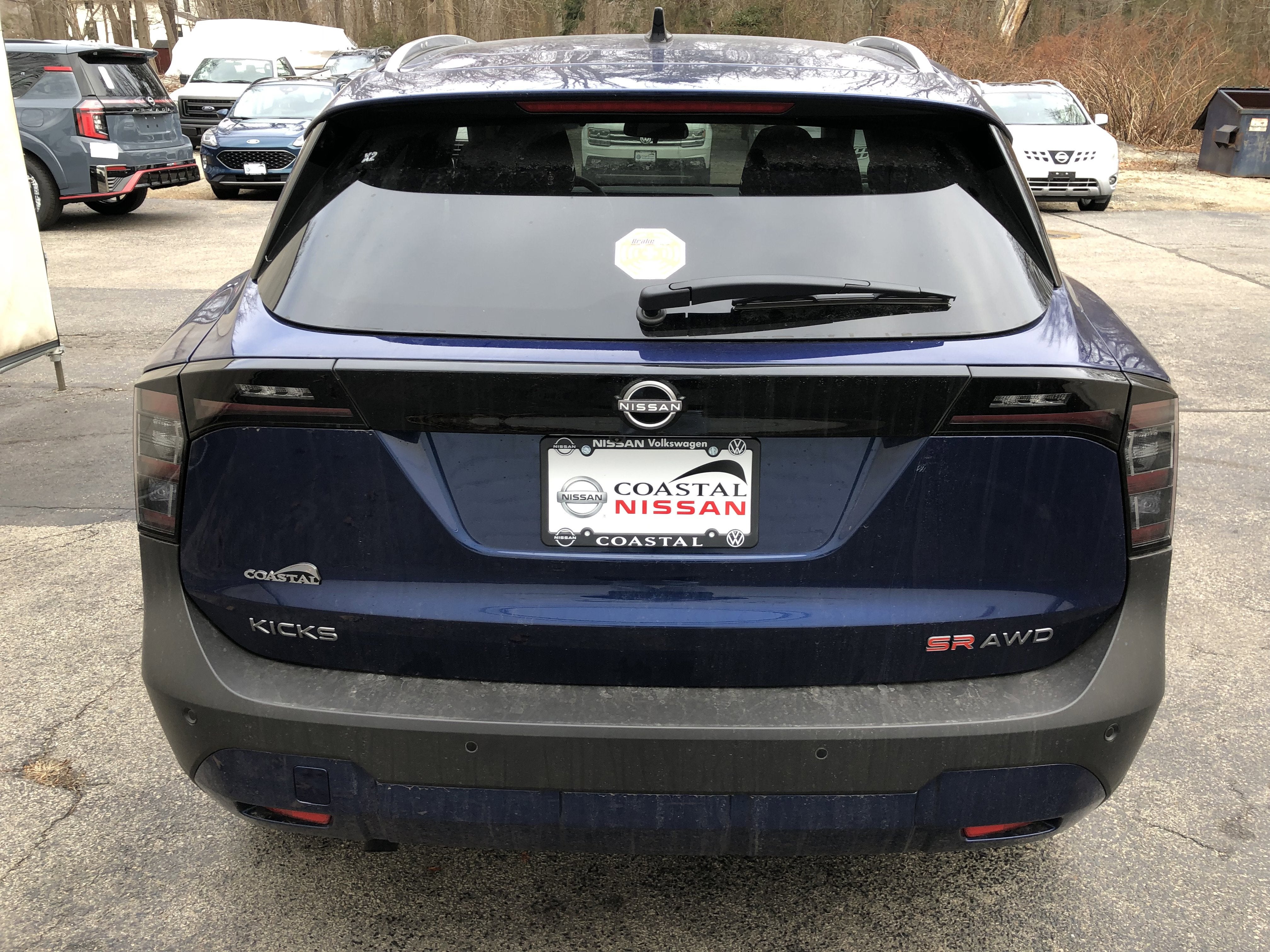 2026 Nissan Kicks SR