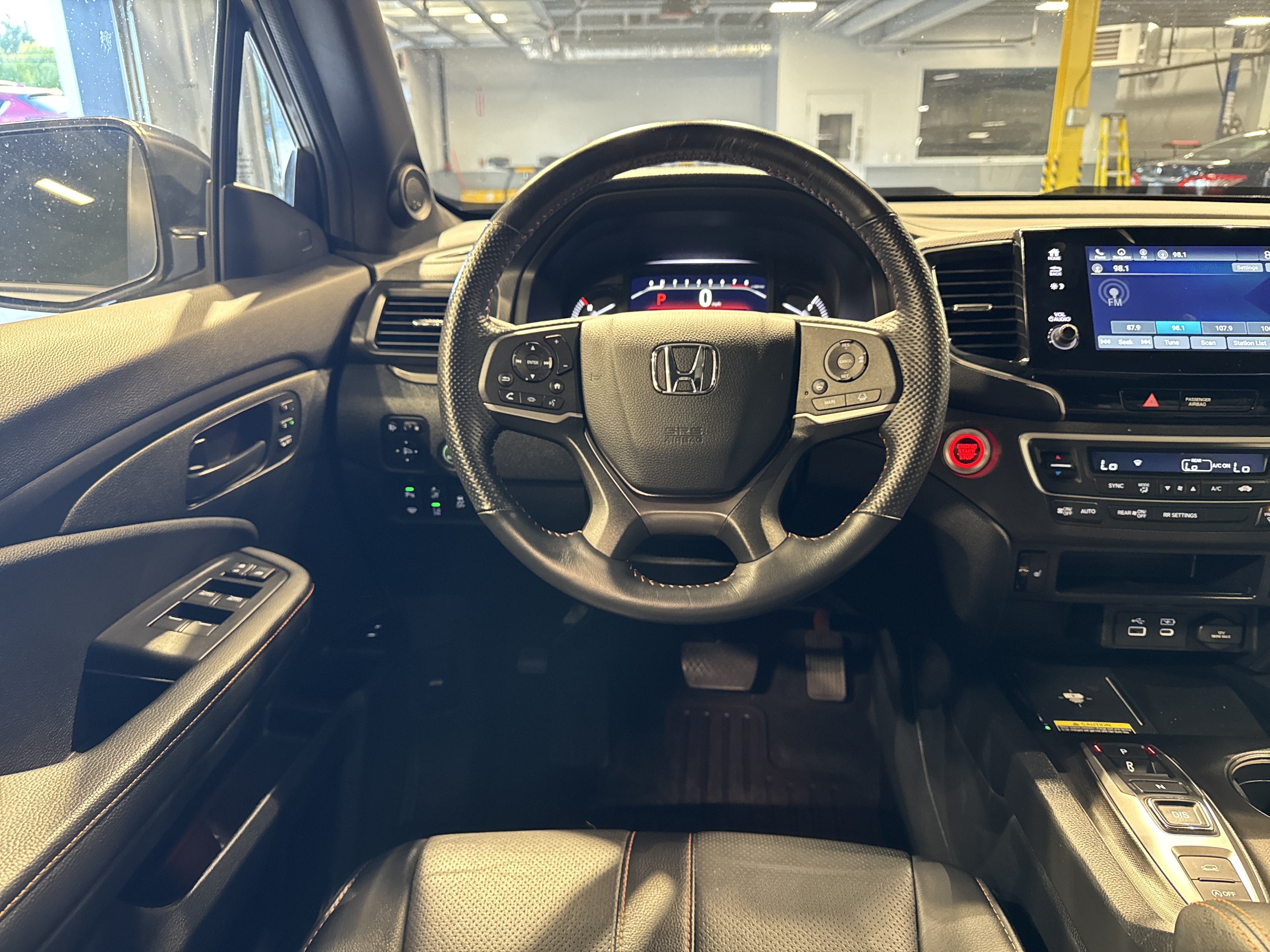 2025 Honda Passport Base