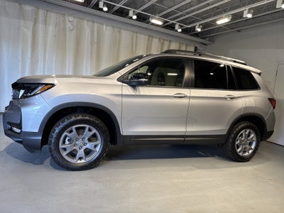 2025 Honda Passport Base