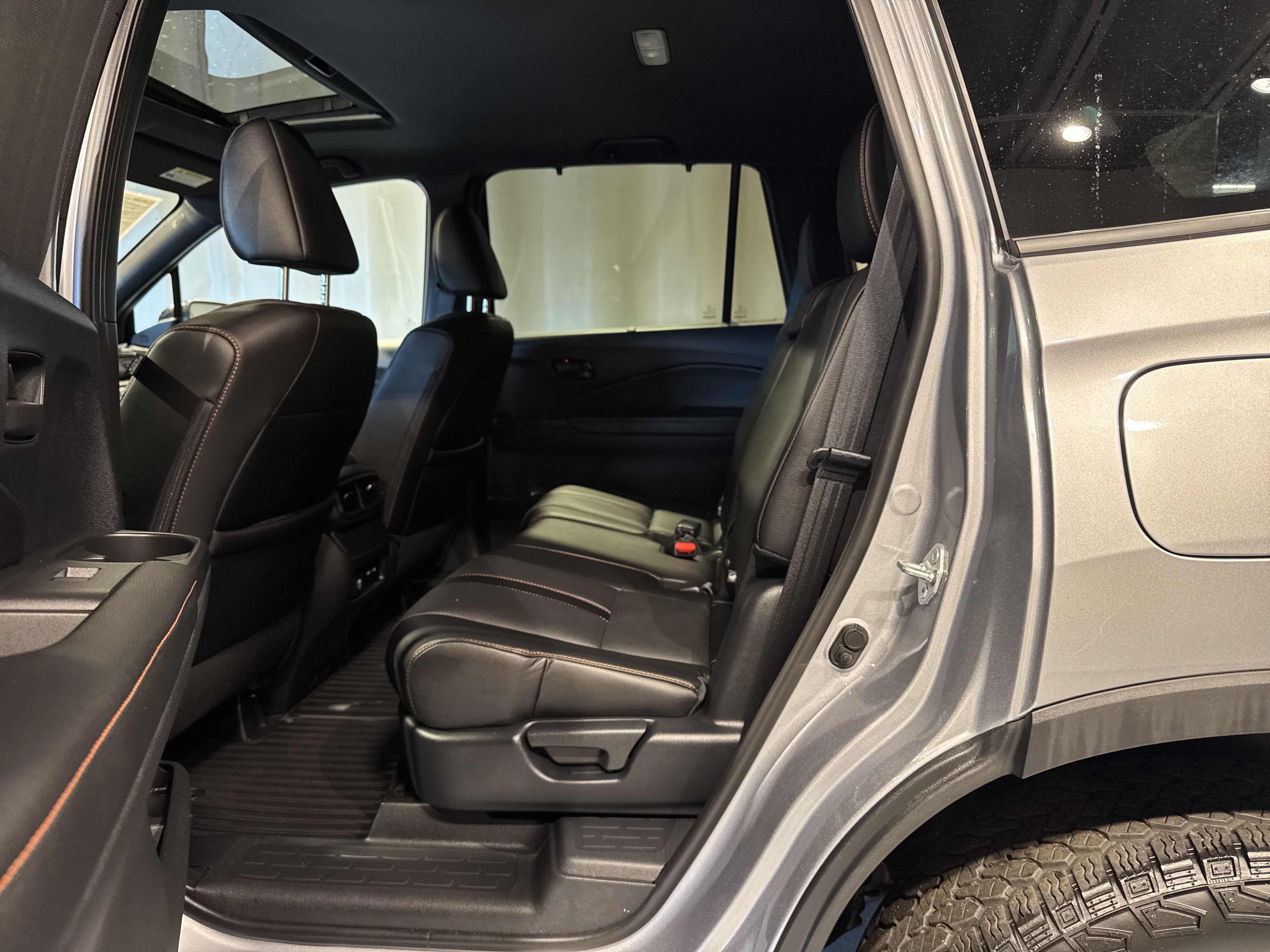 2025 Honda Passport Base
