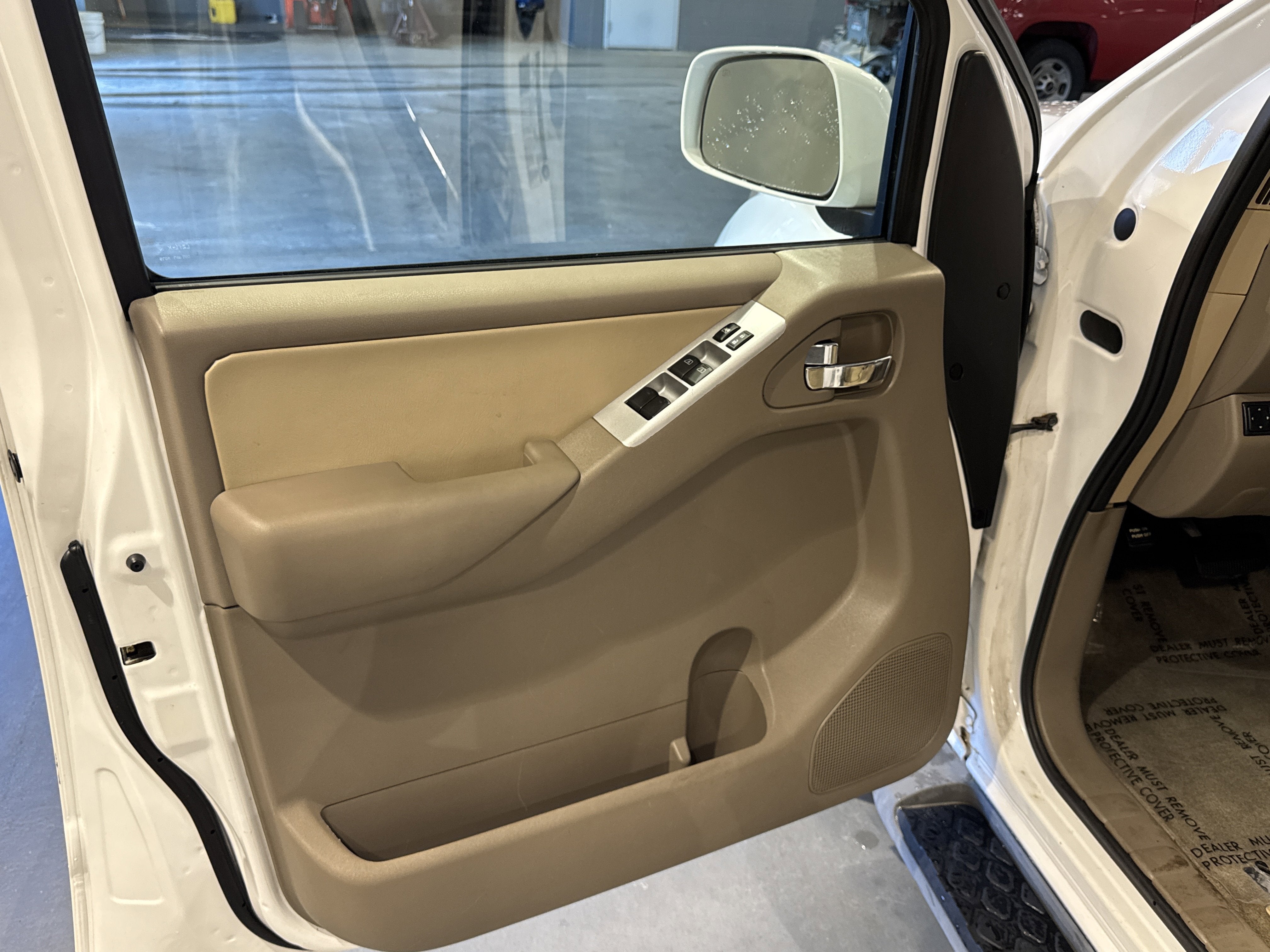 2012 Nissan Pathfinder Silver Edition