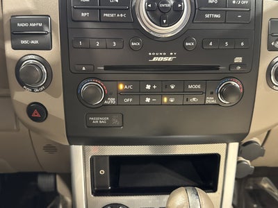 2012 Nissan Pathfinder Silver Edition