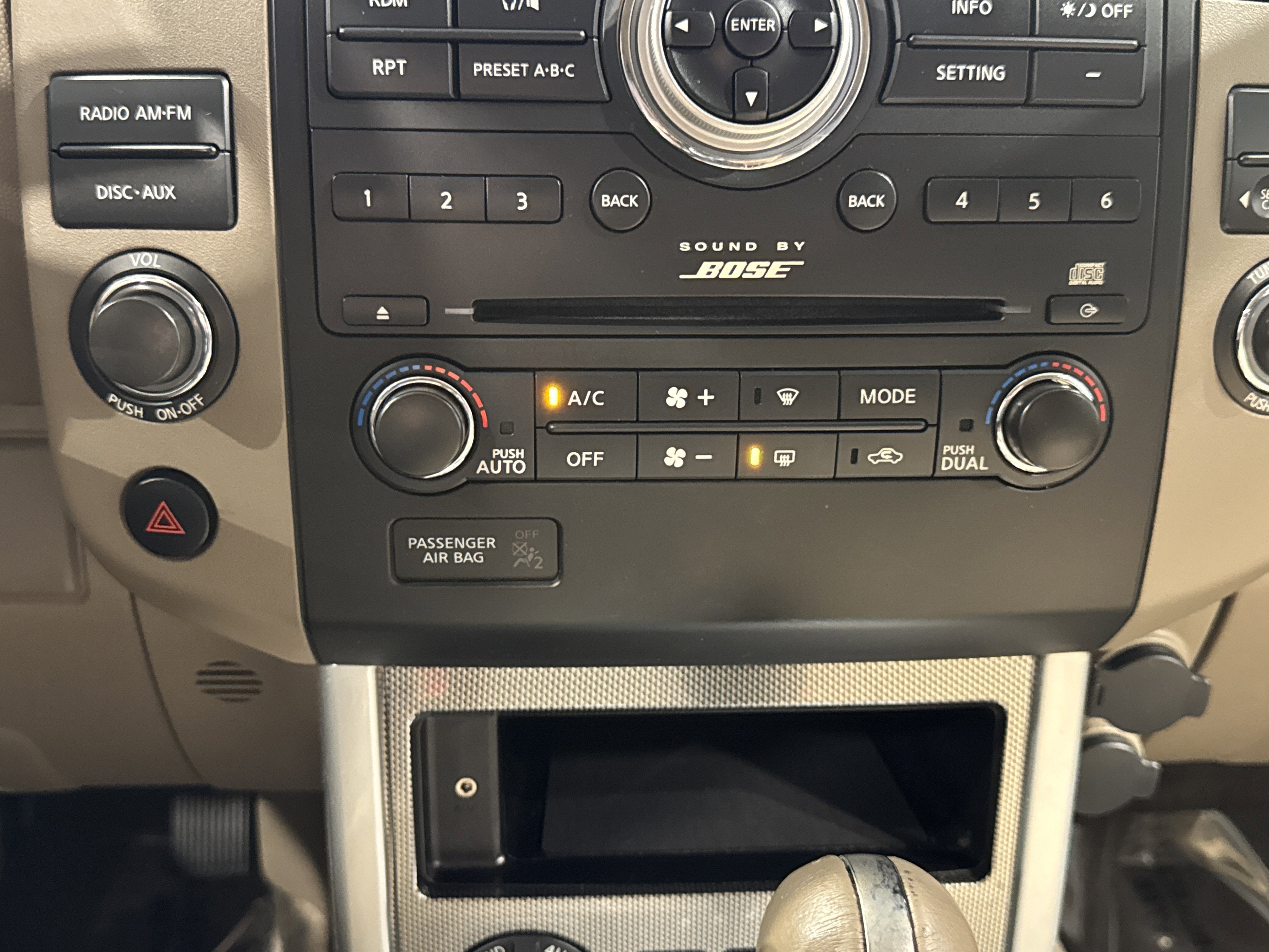 2012 Nissan Pathfinder Silver Edition