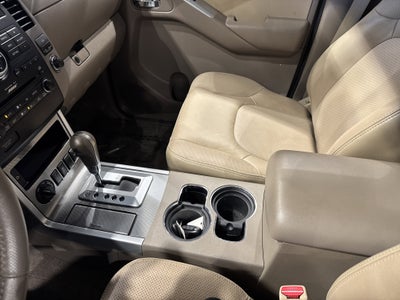 2012 Nissan Pathfinder Silver Edition