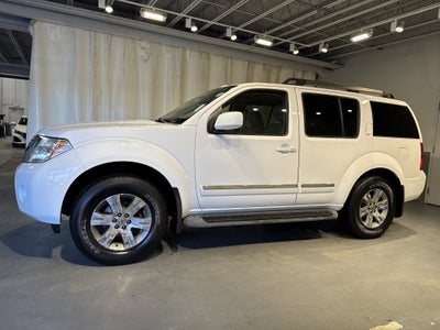 2012 Nissan Pathfinder Silver Edition