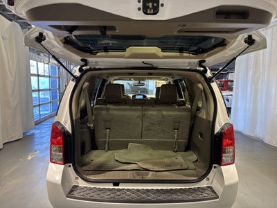 2012 Nissan Pathfinder Silver Edition