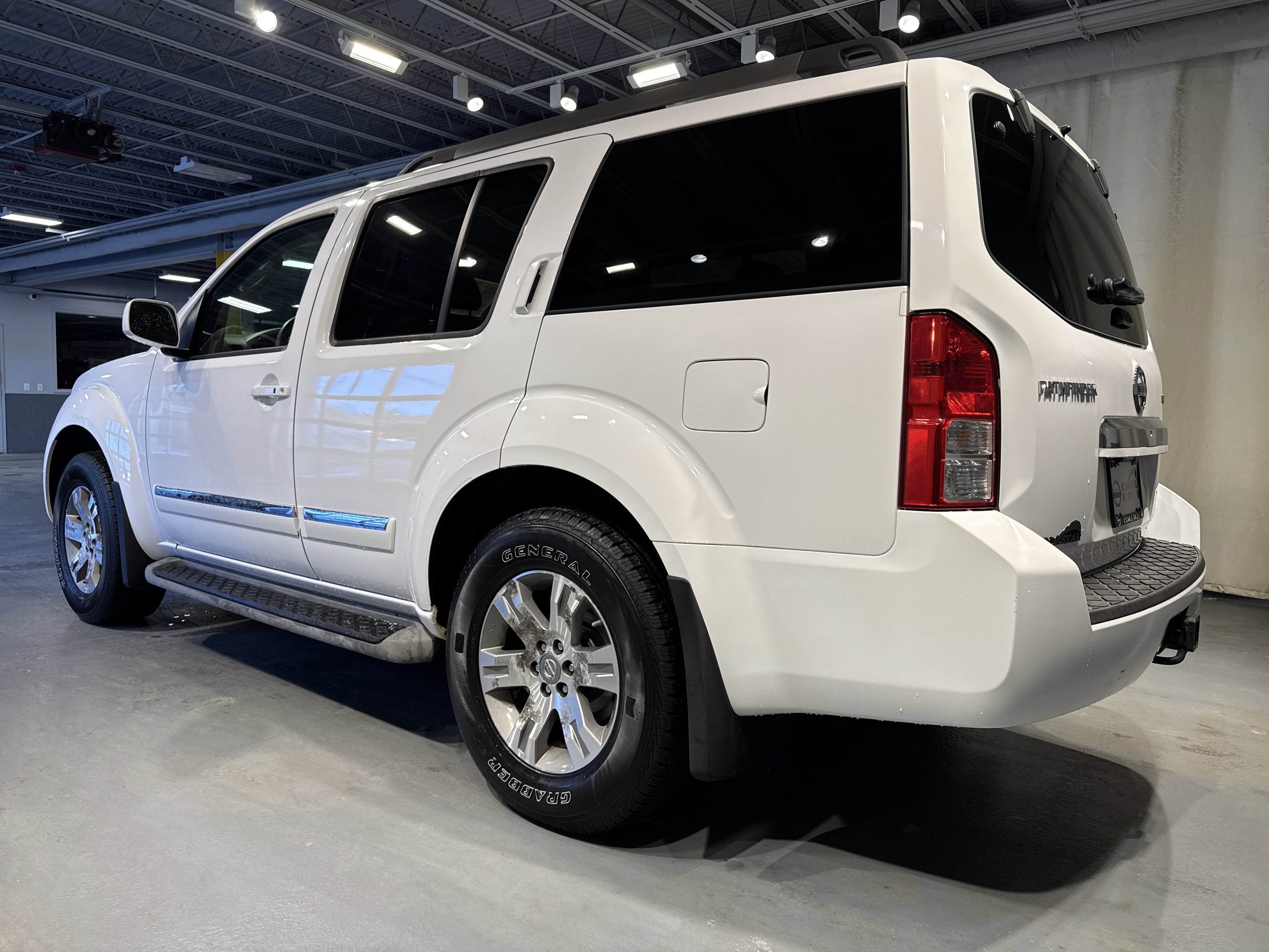 2012 Nissan Pathfinder Silver Edition