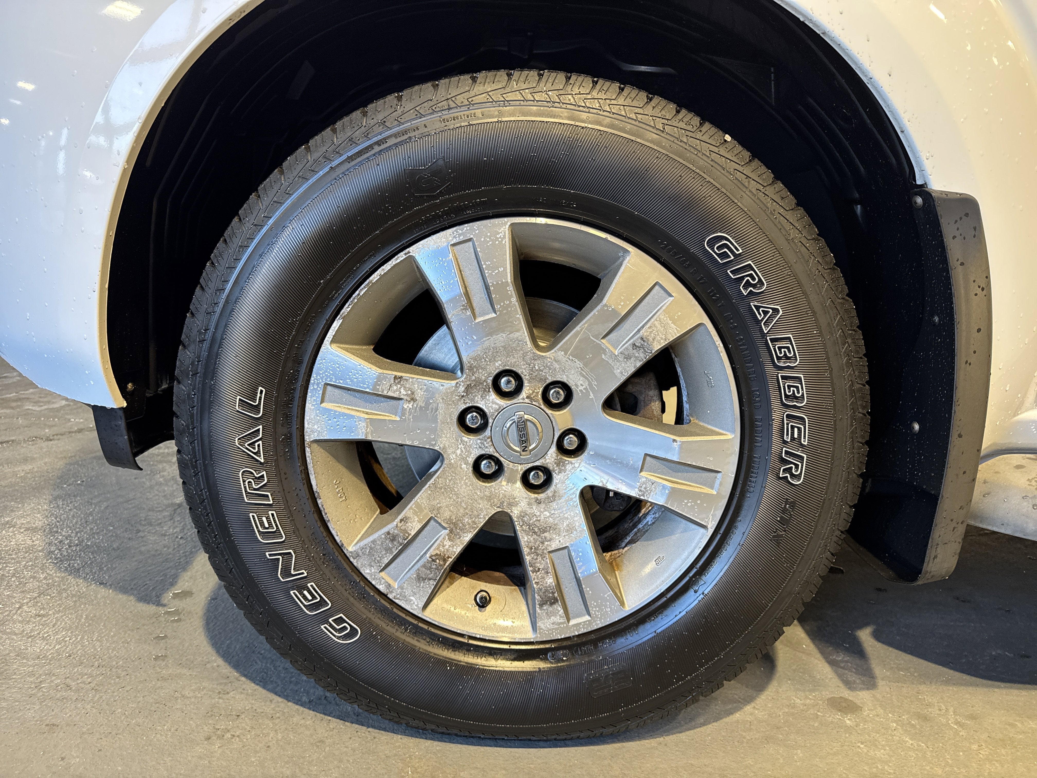 2012 Nissan Pathfinder Silver Edition