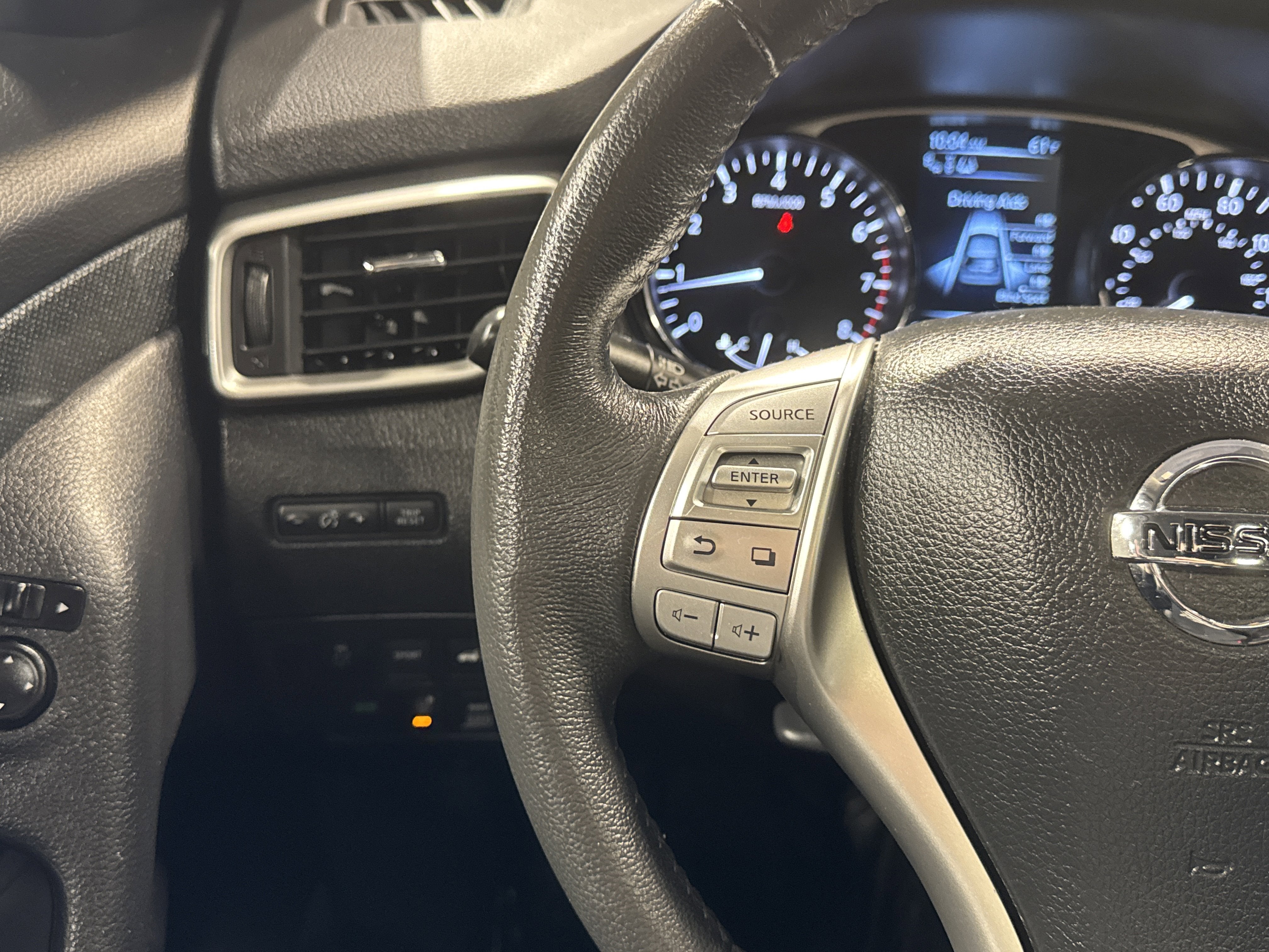 2015 Nissan Rogue SL W/Premium Package