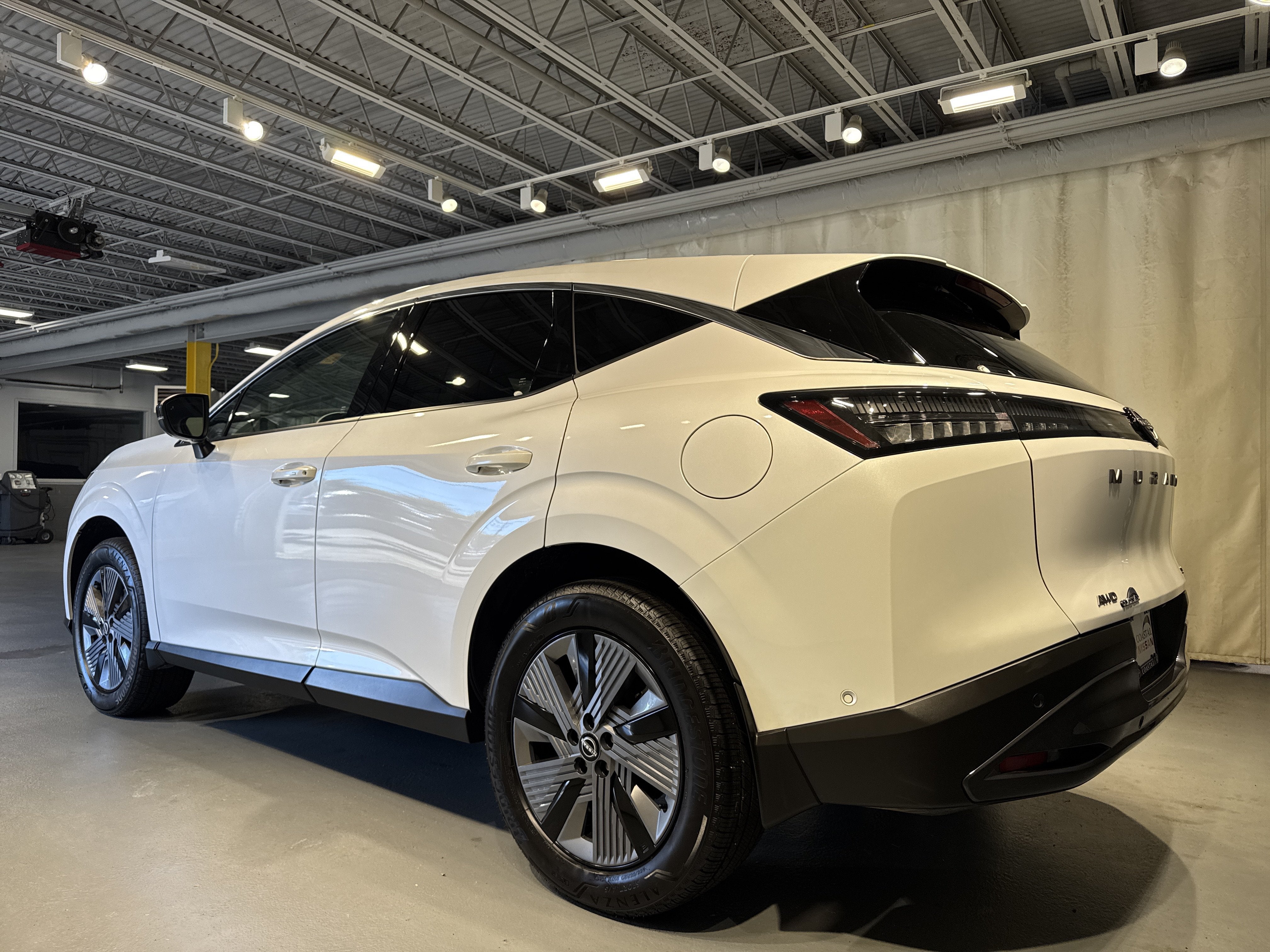 2025 Nissan Murano SL