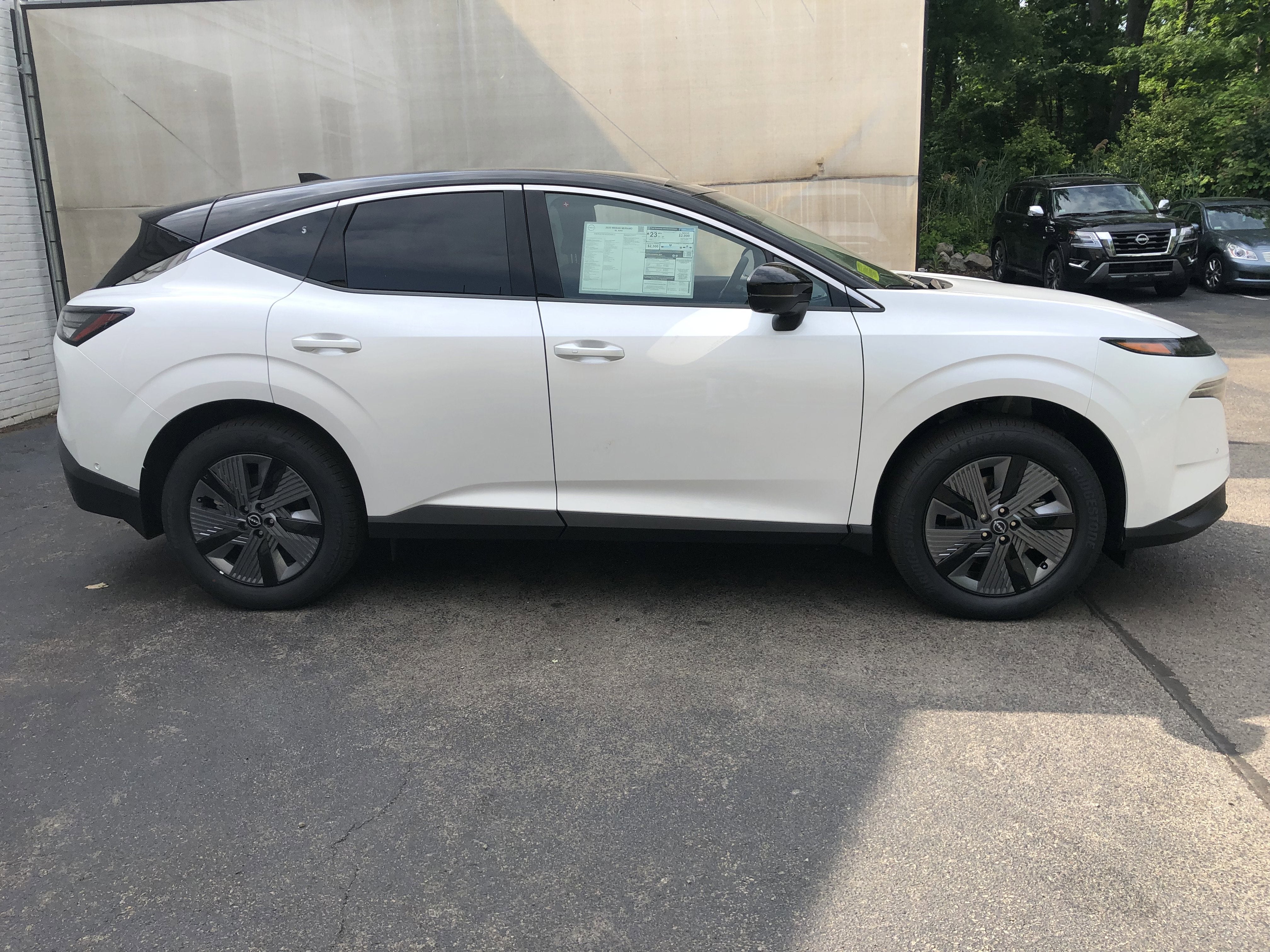 2025 Nissan Murano SL