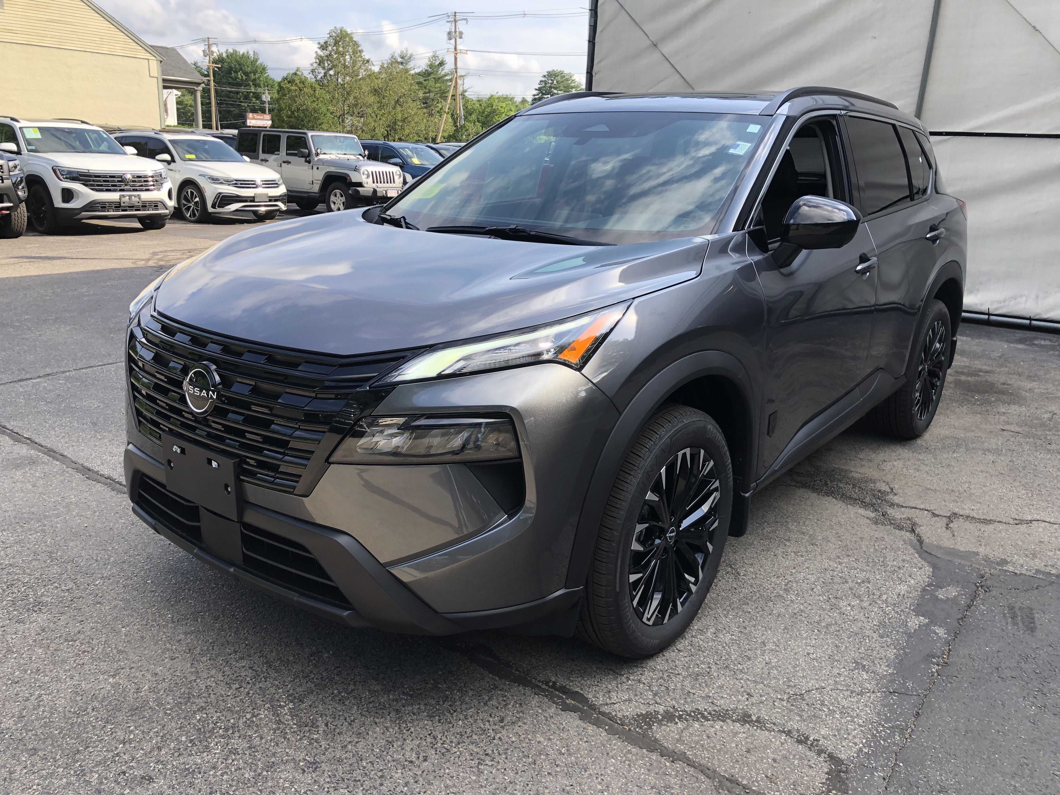 2026 Nissan Rogue Dark Armor