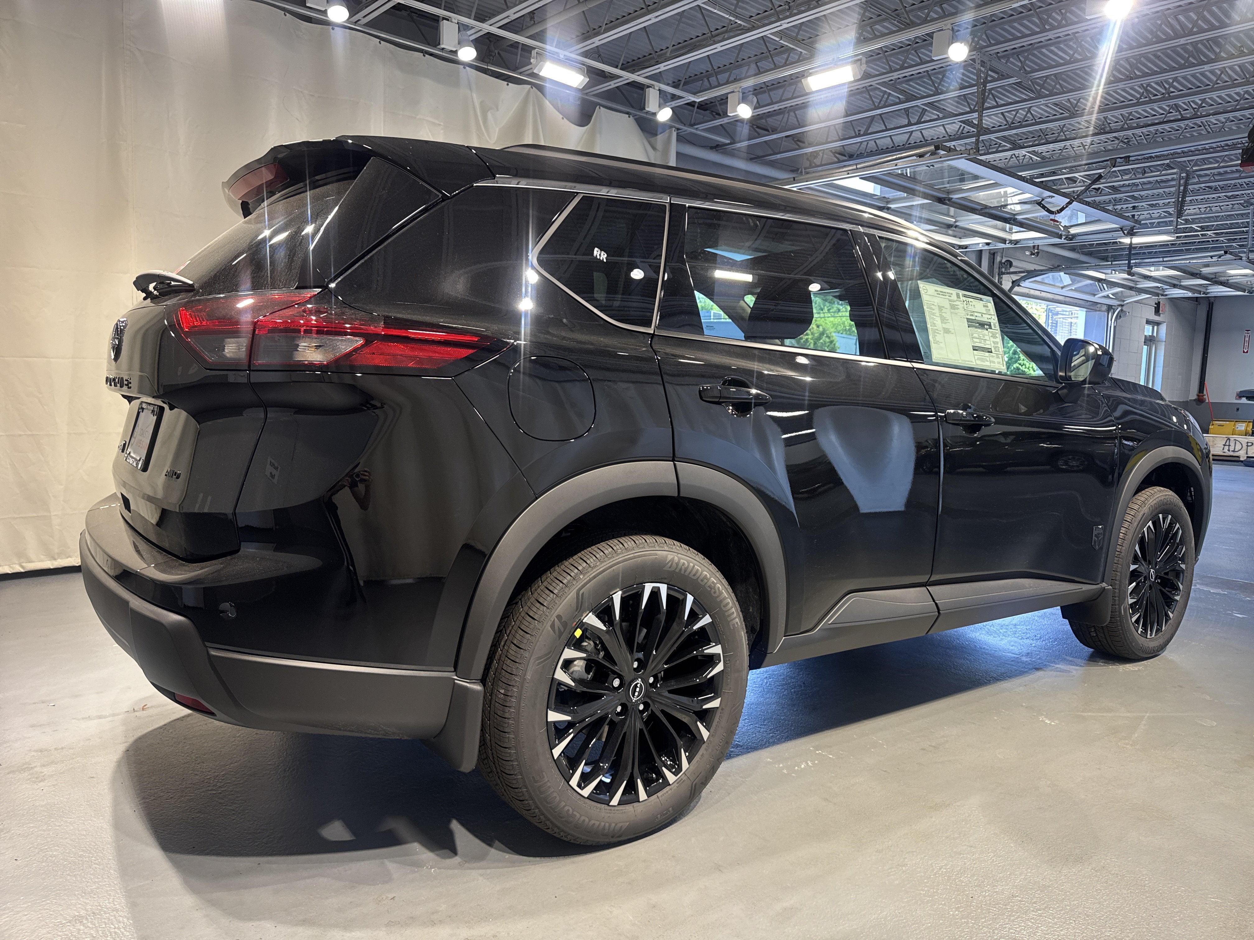 2026 Nissan Rogue Dark Armor